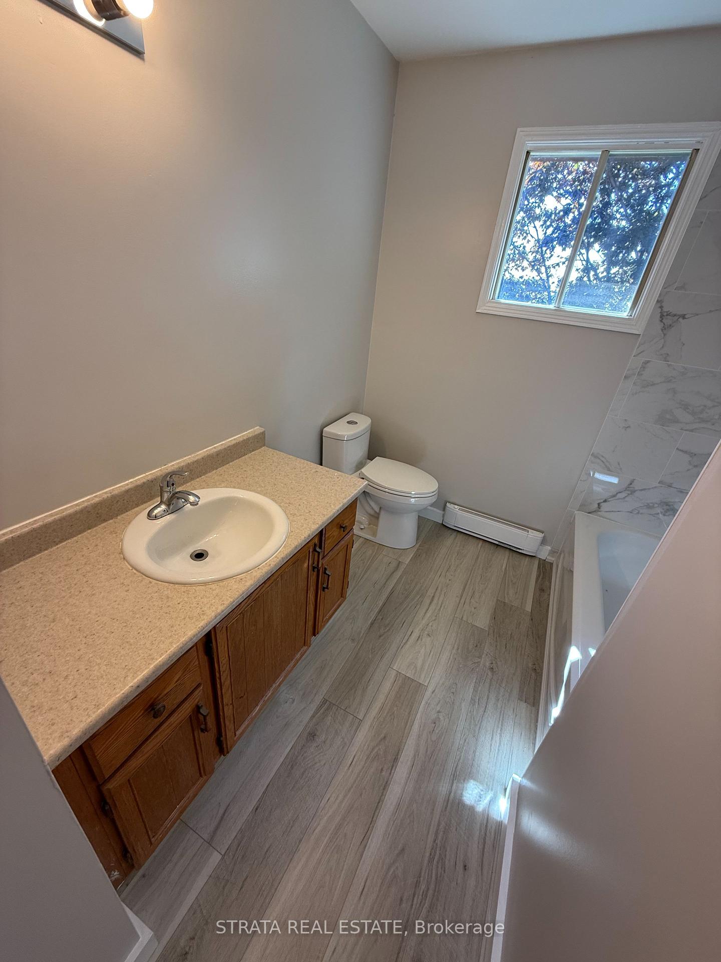 Photo 12 of Unit 5, 338 Malaga Road, Oshawa, Lakeview — HOMEH