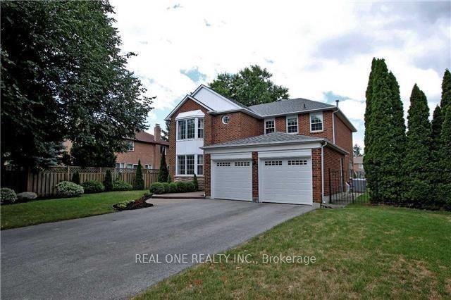 Photo 1 of 26 Addington Square, Markham, Unionville — HOMEH