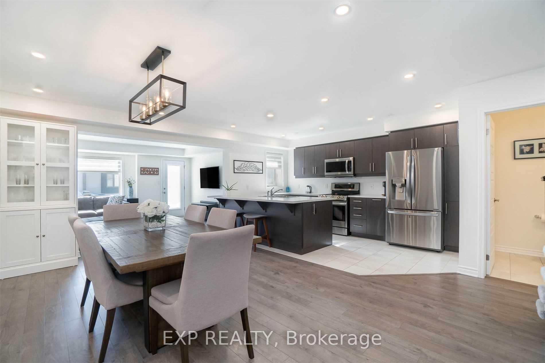Photo 10 of Unit 20, 1125 Leger Way, Milton, Ford — HOMEH