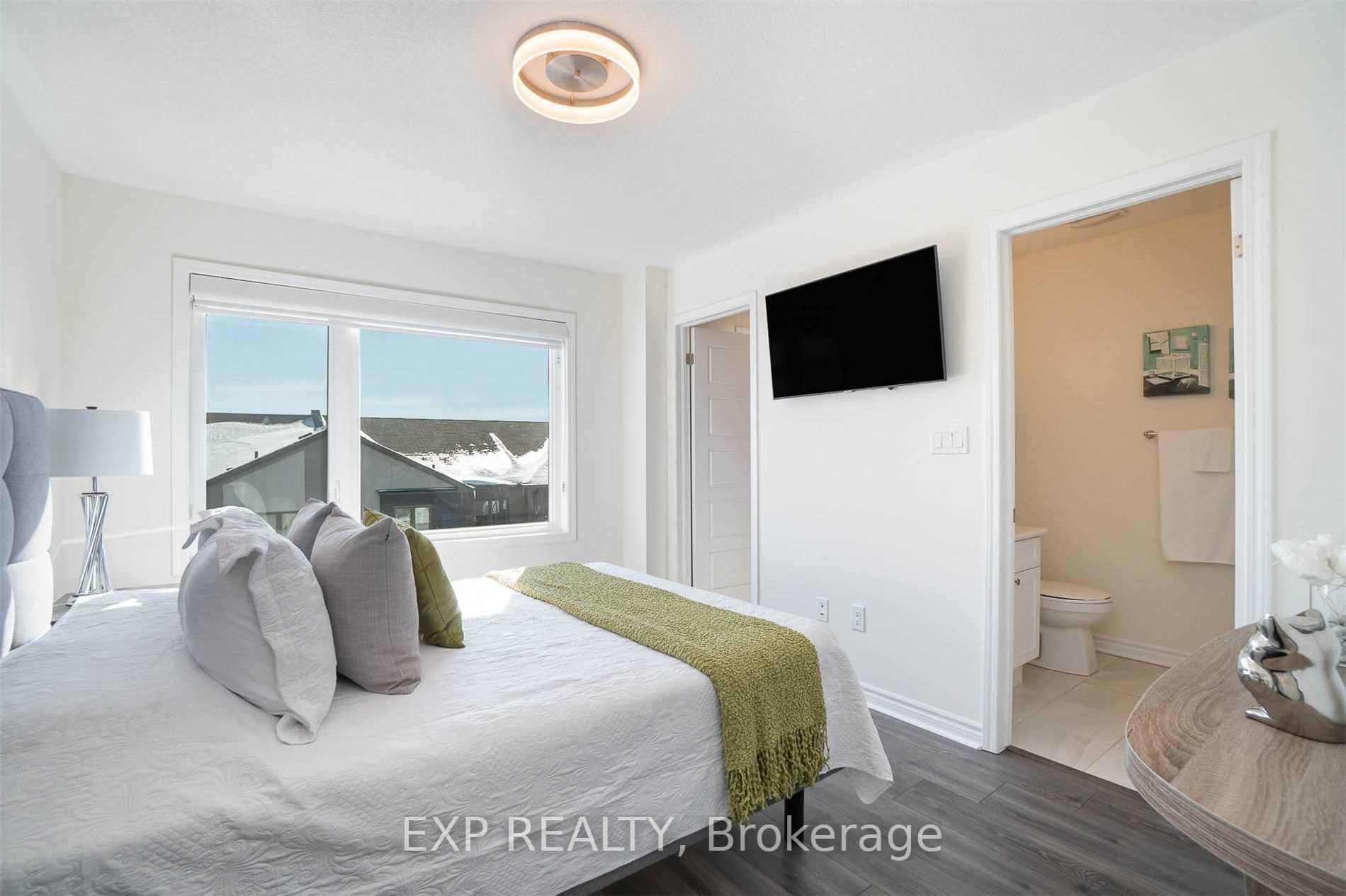 Photo 12 of Unit 20, 1125 Leger Way, Milton, Ford — HOMEH