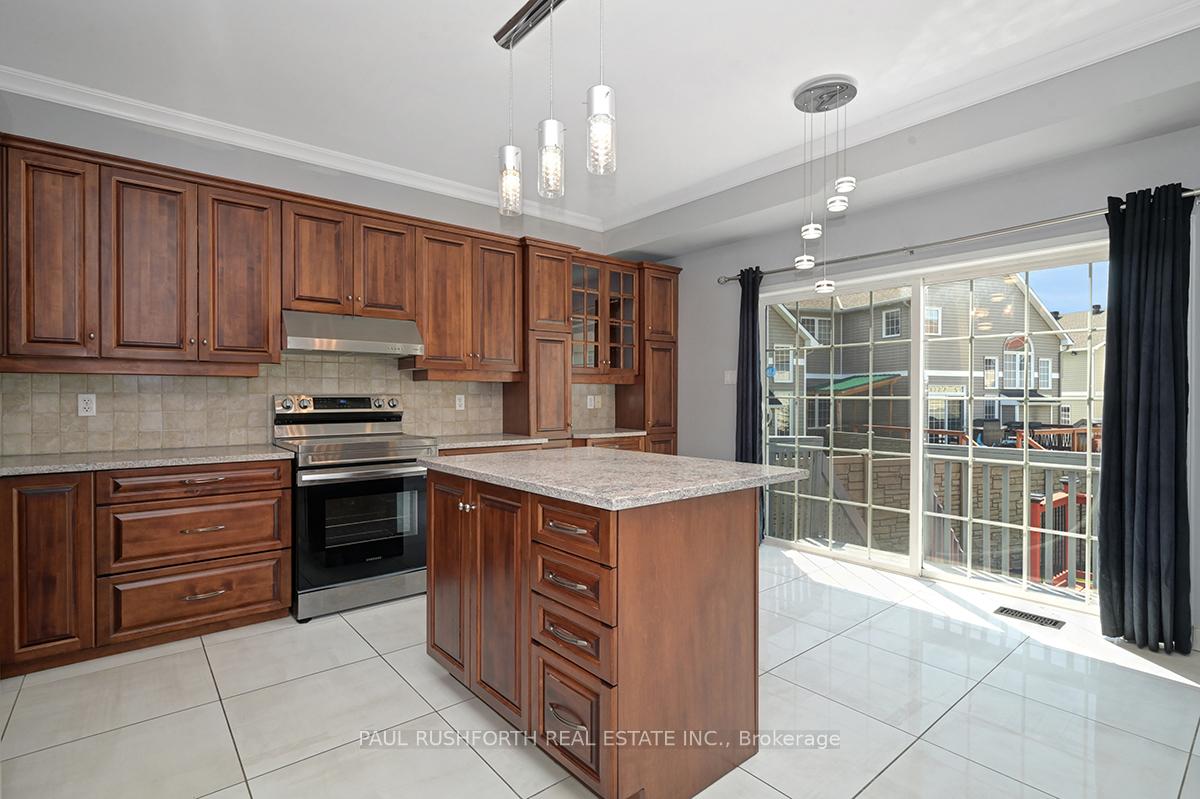 Photo 10 of 248 Lucinda Crescent, Ottawa, Mer Bleue/Bradley Estates/Anderson Park — HOMEH