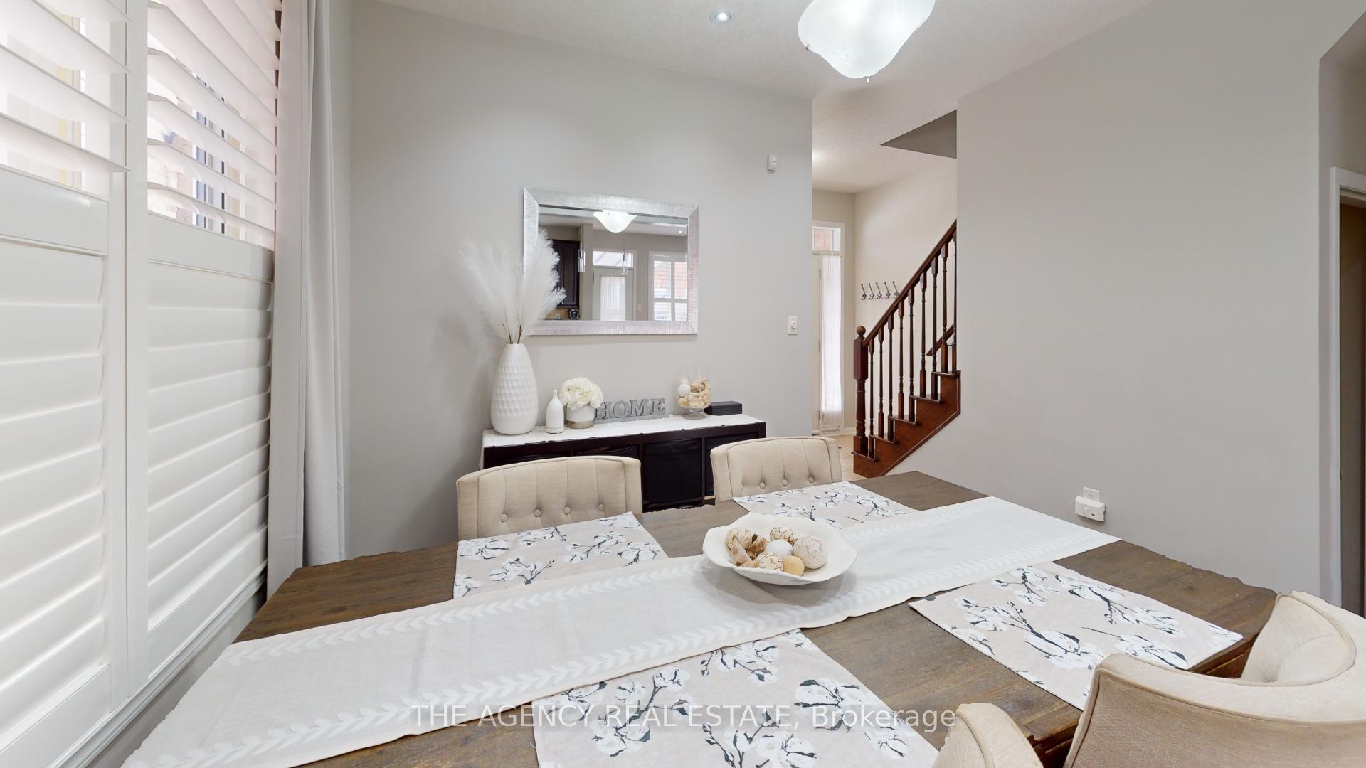 Photo 5 of 346 Schreyer Crescent, Milton, Harrison — HOMEH