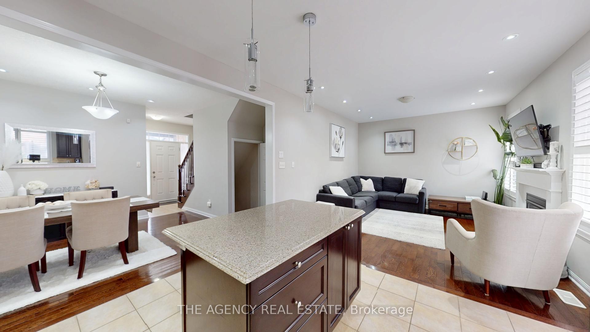 Photo 16 of 346 Schreyer Crescent, Milton, Harrison — HOMEH