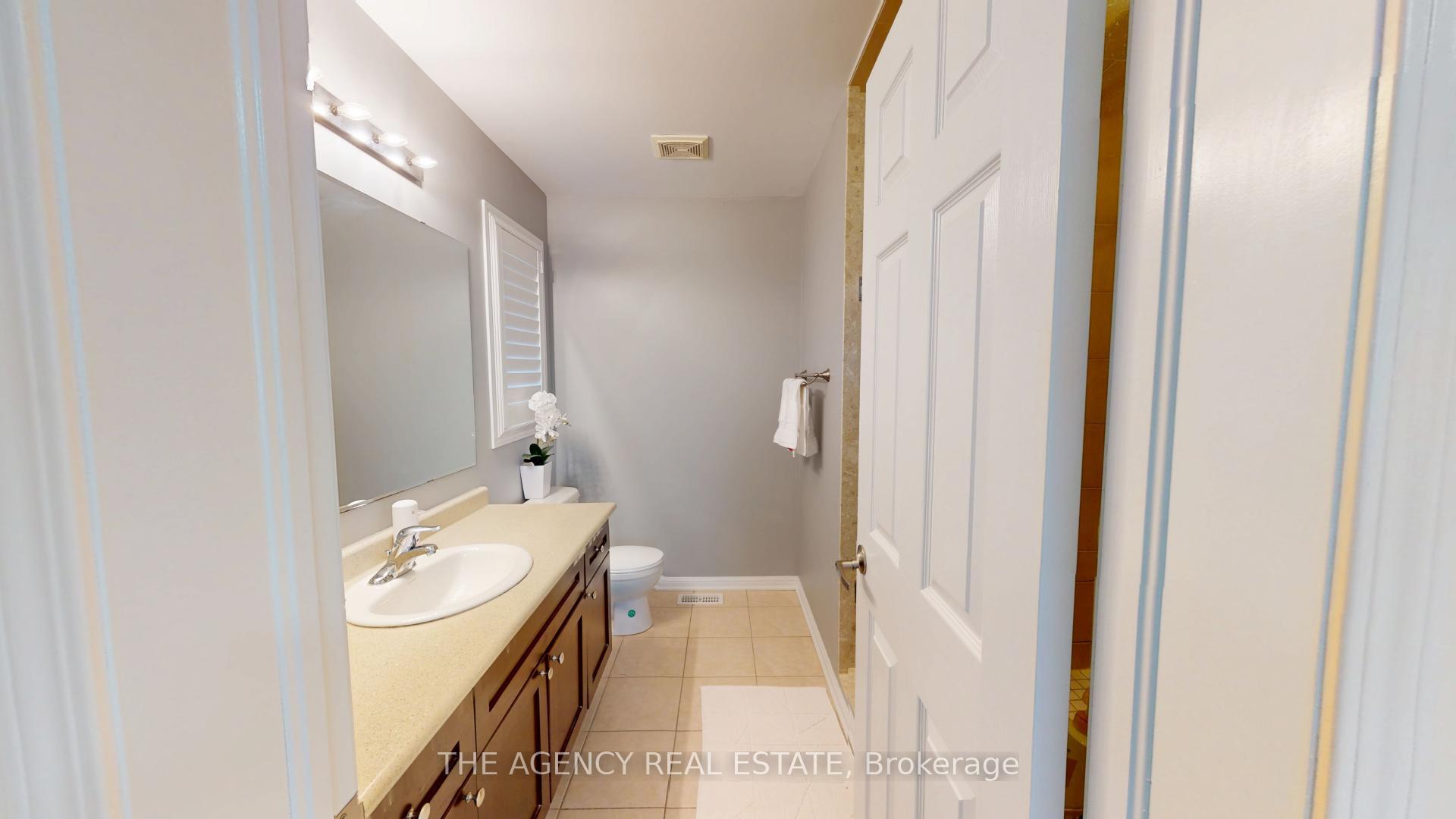 Photo 28 of 346 Schreyer Crescent, Milton, Harrison — HOMEH