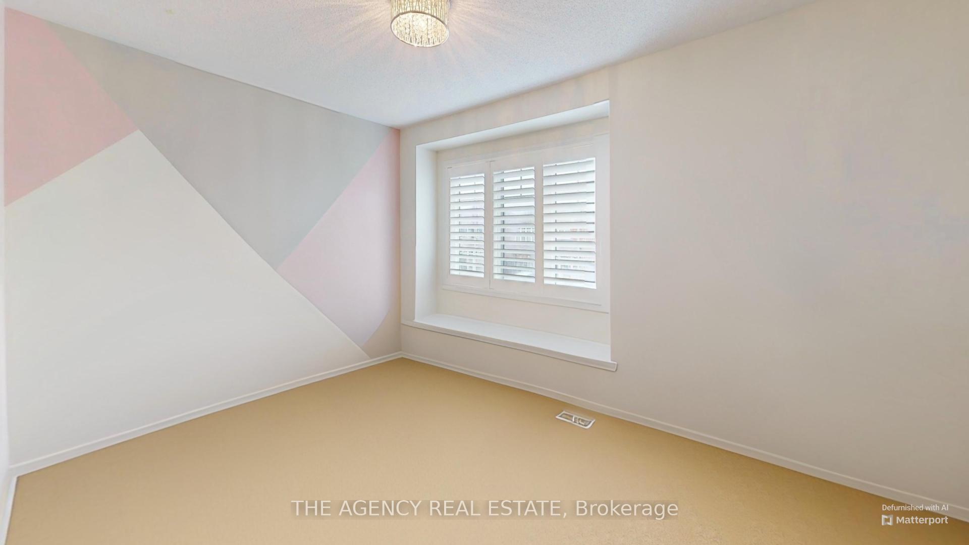 Photo 35 of 346 Schreyer Crescent, Milton, Harrison — HOMEH
