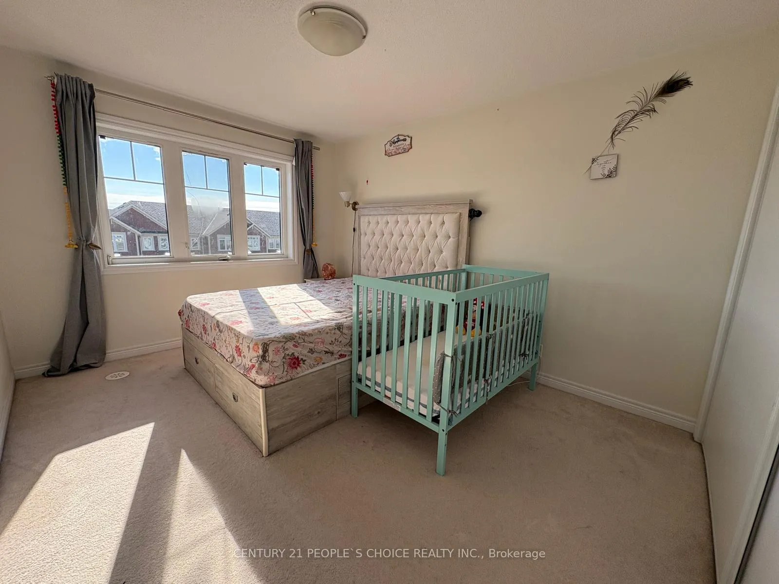 Photo 5 of 80 Nearco Crescent, Oshawa, Windfields — HOMEH