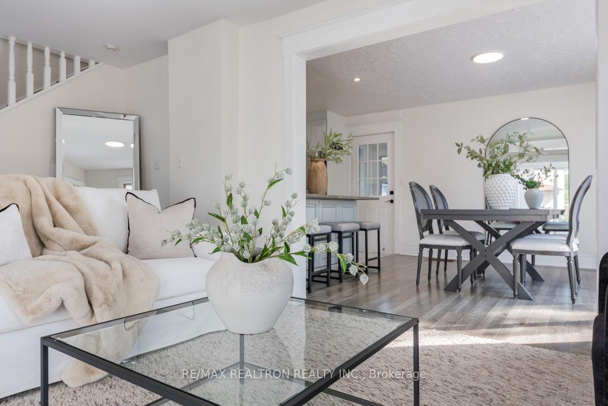 Photo 9 of 207 Centre Street N, Oshawa, O'Neill — HOMEH