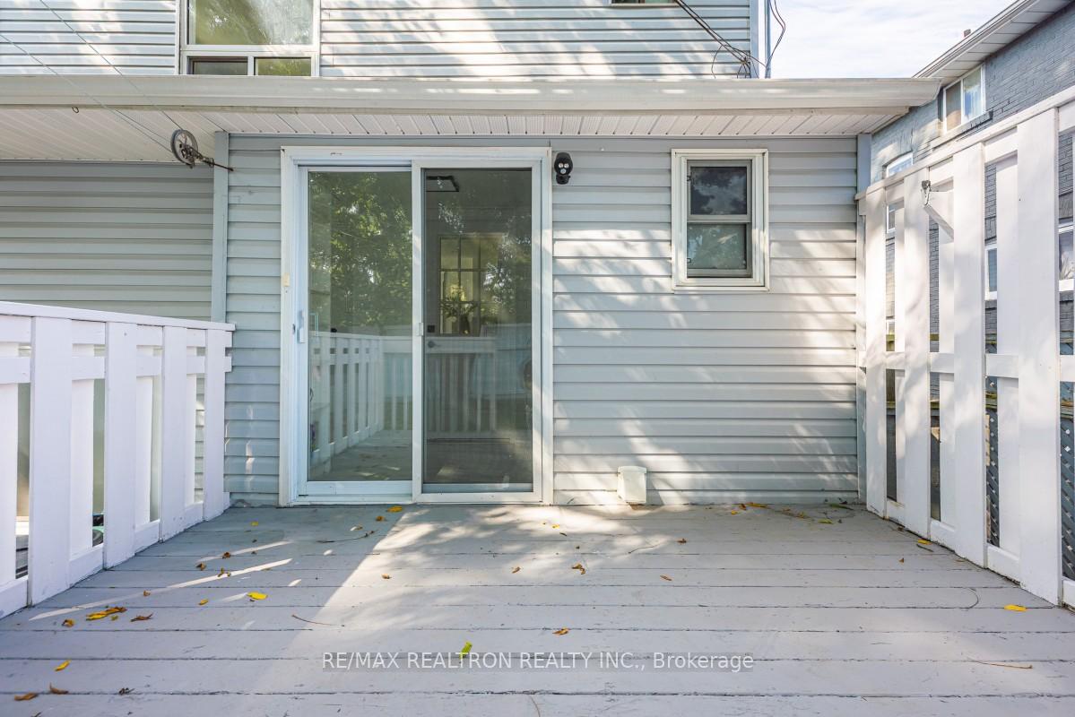Photo 30 of 207 Centre Street N, Oshawa, O'Neill — HOMEH