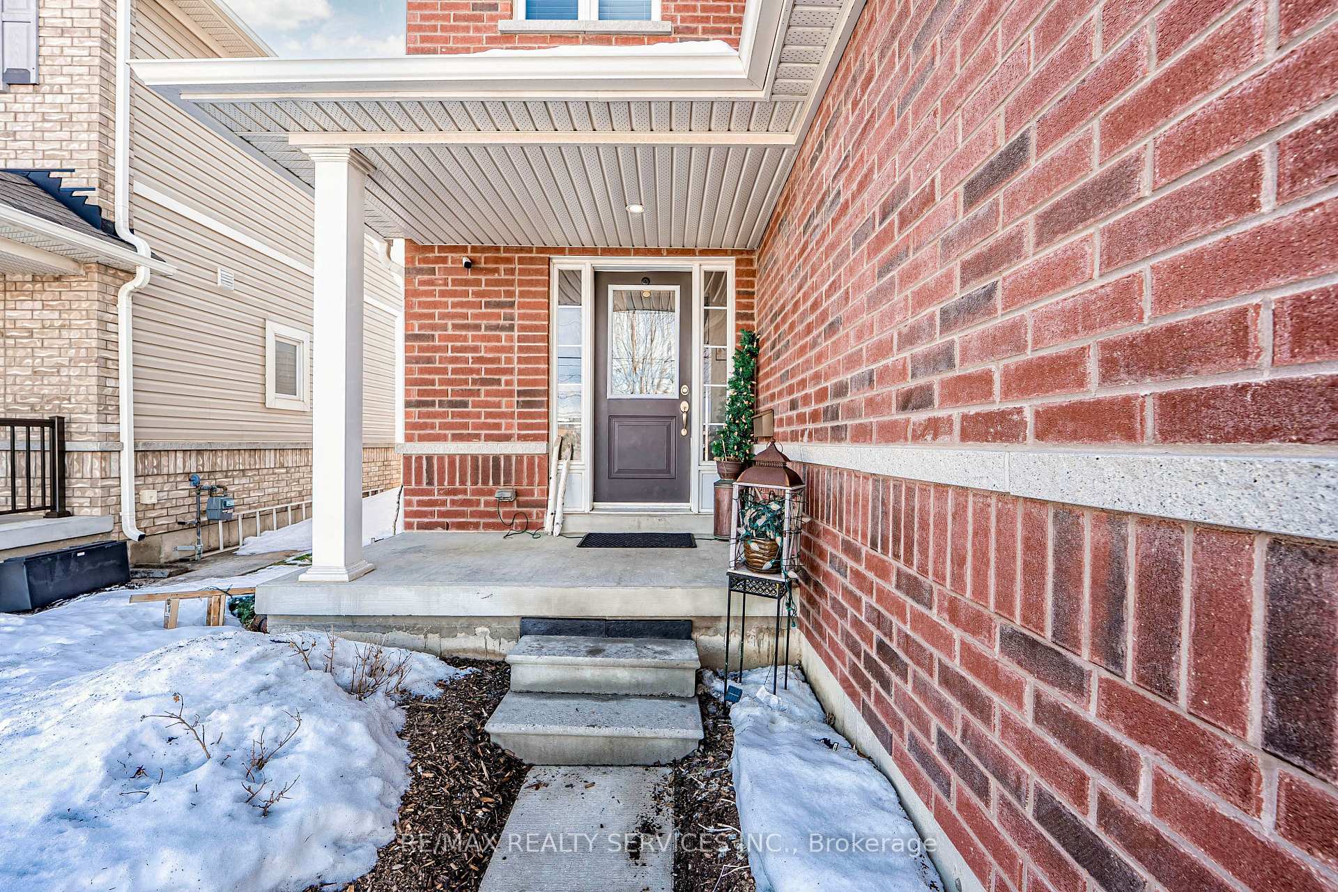 Photo 6 of 203 King Street S, New Tecumseth, Alliston — HOMEH