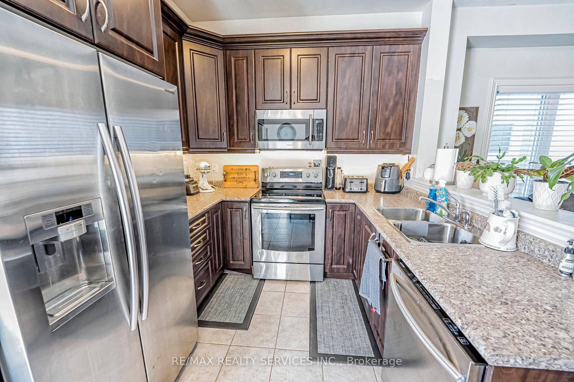 Photo 14 of 203 King Street S, New Tecumseth, Alliston — HOMEH