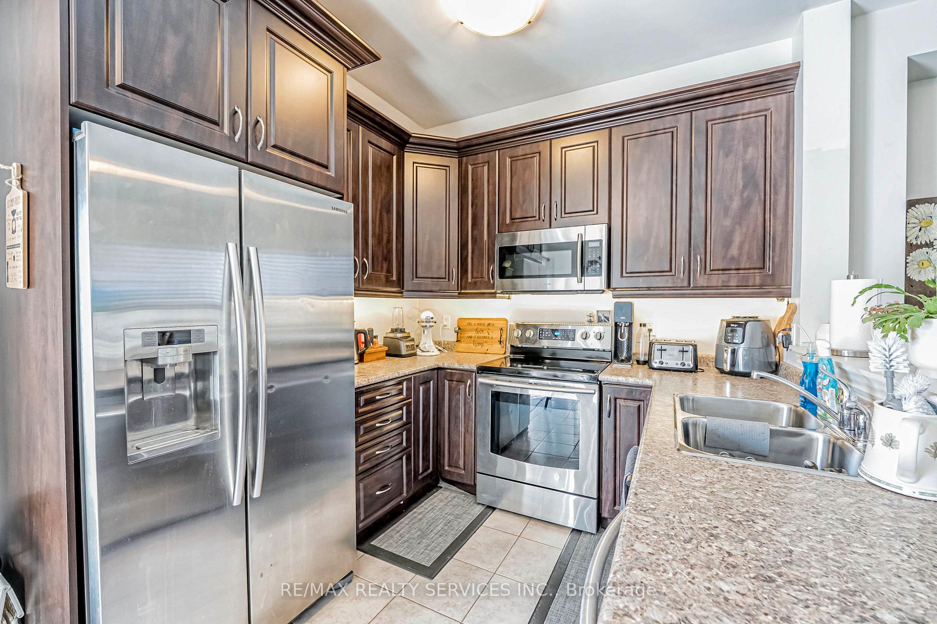 Photo 15 of 203 King Street S, New Tecumseth, Alliston — HOMEH