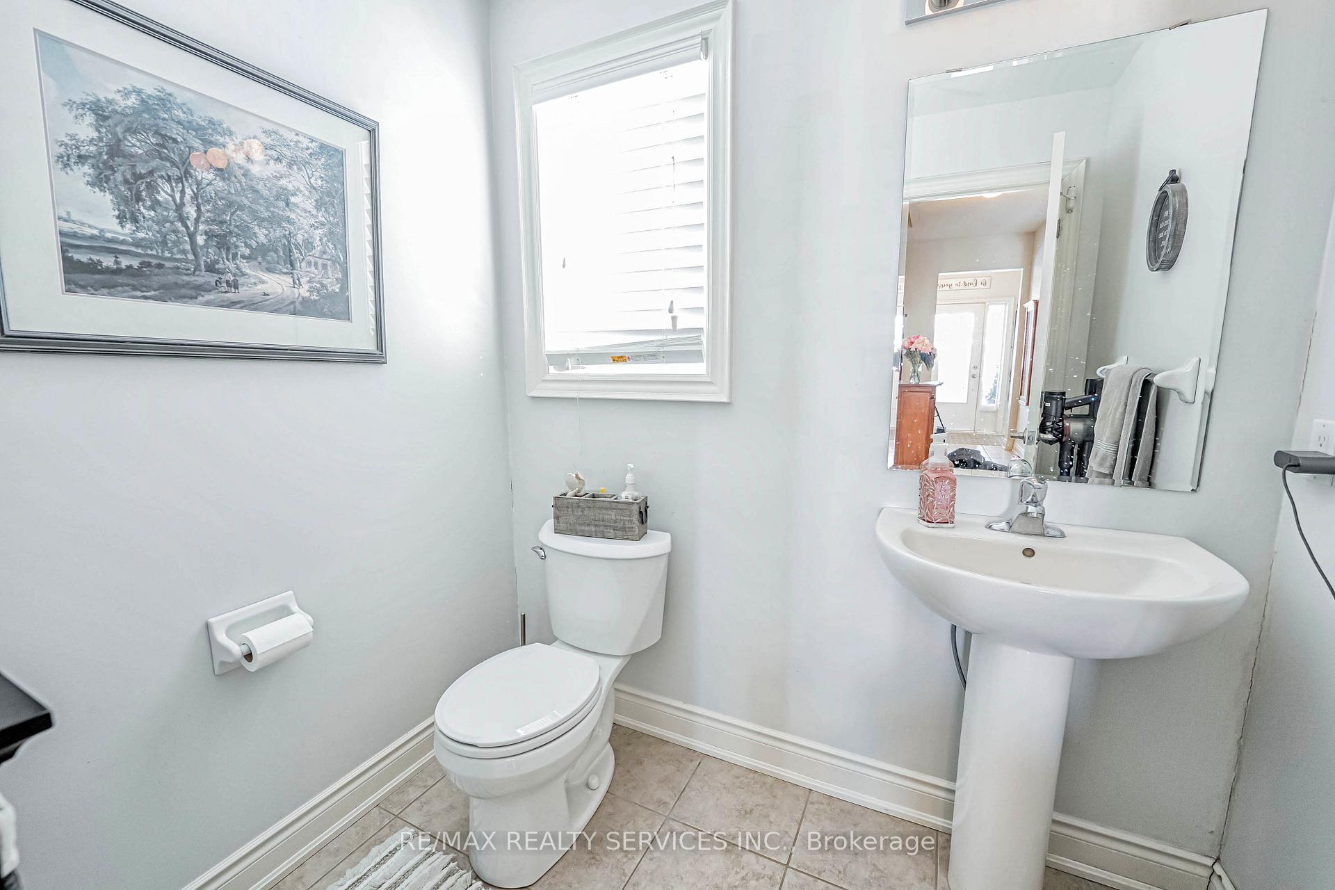 Photo 17 of 203 King Street S, New Tecumseth, Alliston — HOMEH