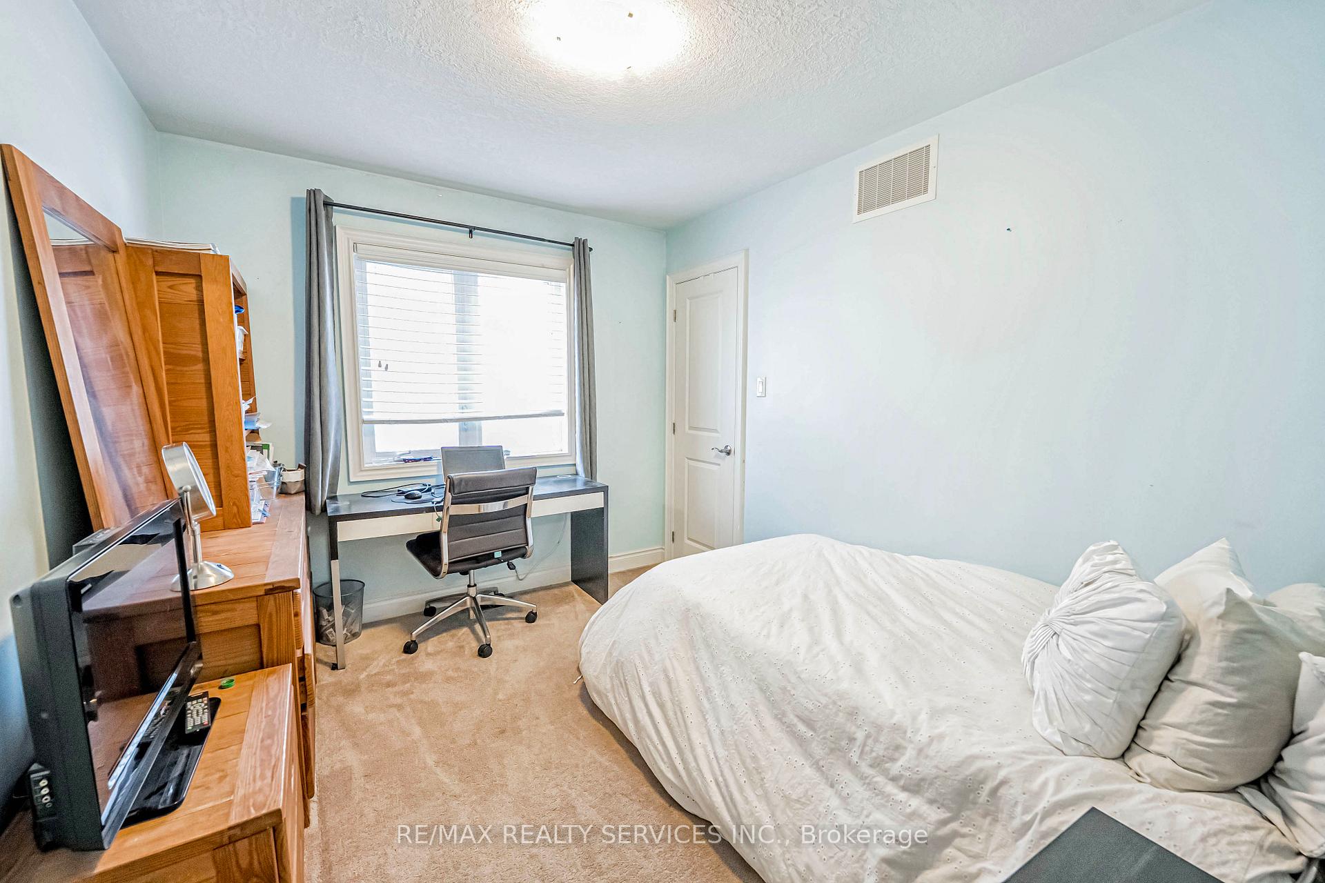 Photo 27 of 203 King Street S, New Tecumseth, Alliston — HOMEH