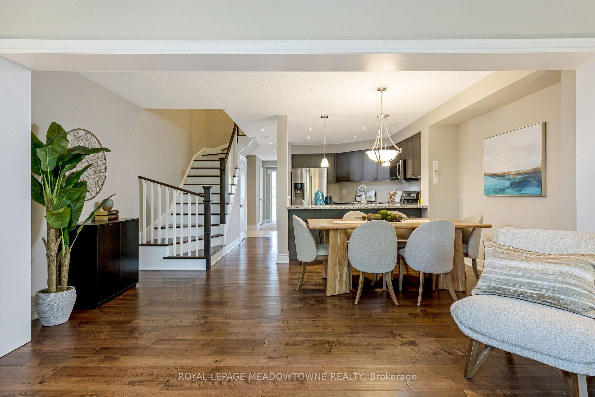 Photo 7 of 1345 Menefy Place, Milton, Beaty — HOMEH