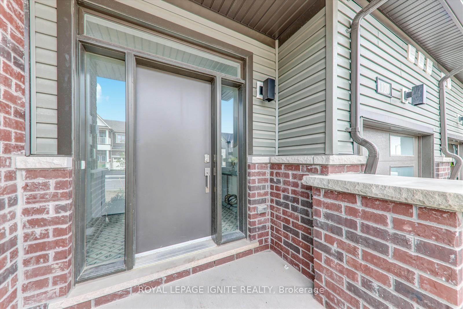 Photo 2 of 1120 Thompson Drive, Oshawa, Kedron — HOMEH