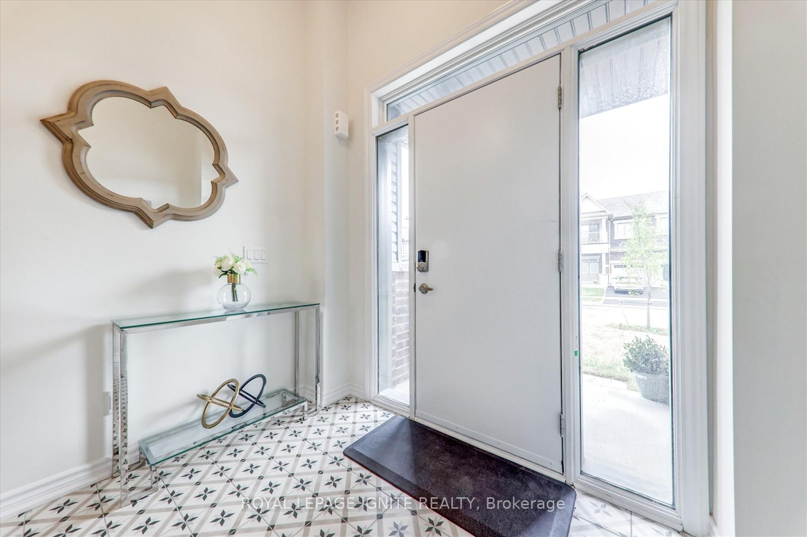 Photo 3 of 1120 Thompson Drive, Oshawa, Kedron — HOMEH