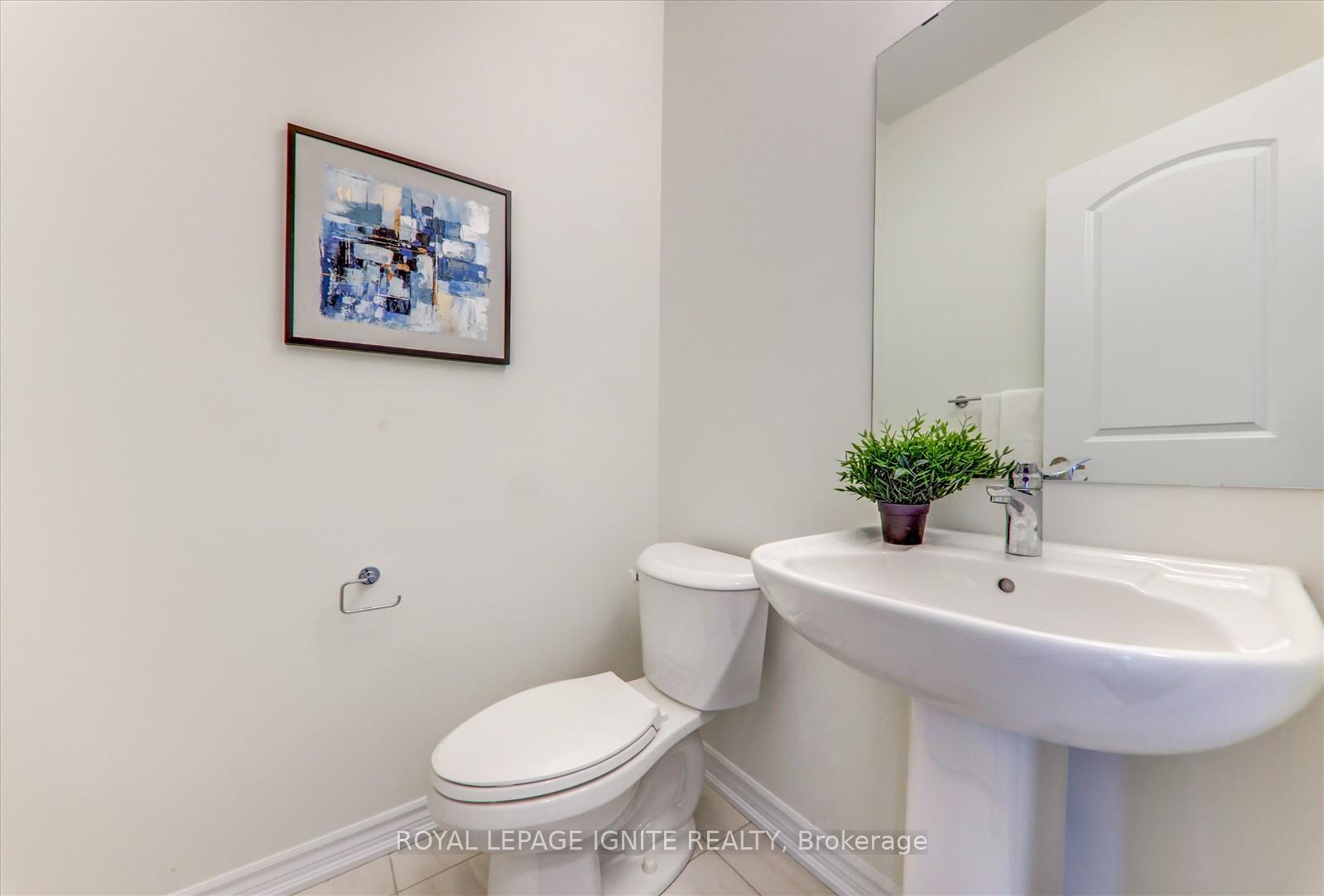 Photo 4 of 1120 Thompson Drive, Oshawa, Kedron — HOMEH