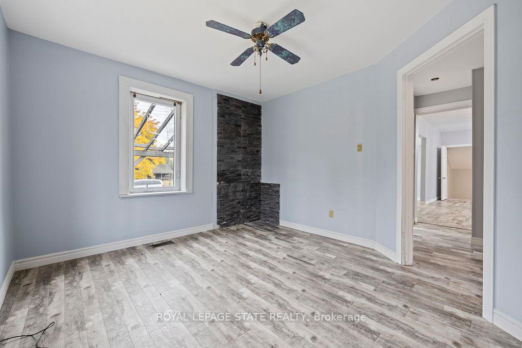Photo 32 of 13 Broad Lane, Norfolk, Teeterville — HOMEH