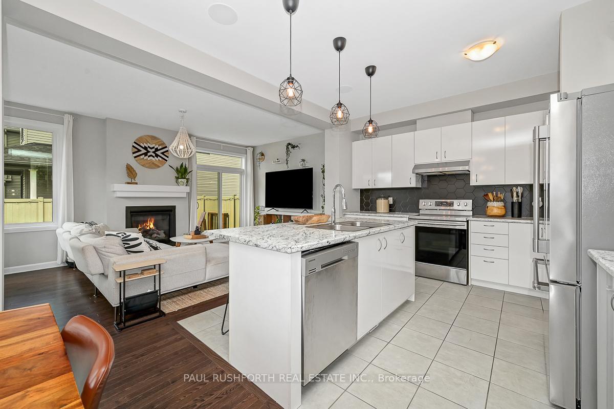 Photo 12 of 245 Aquarium Avenue, Ottawa, Avalon West — HOMEH