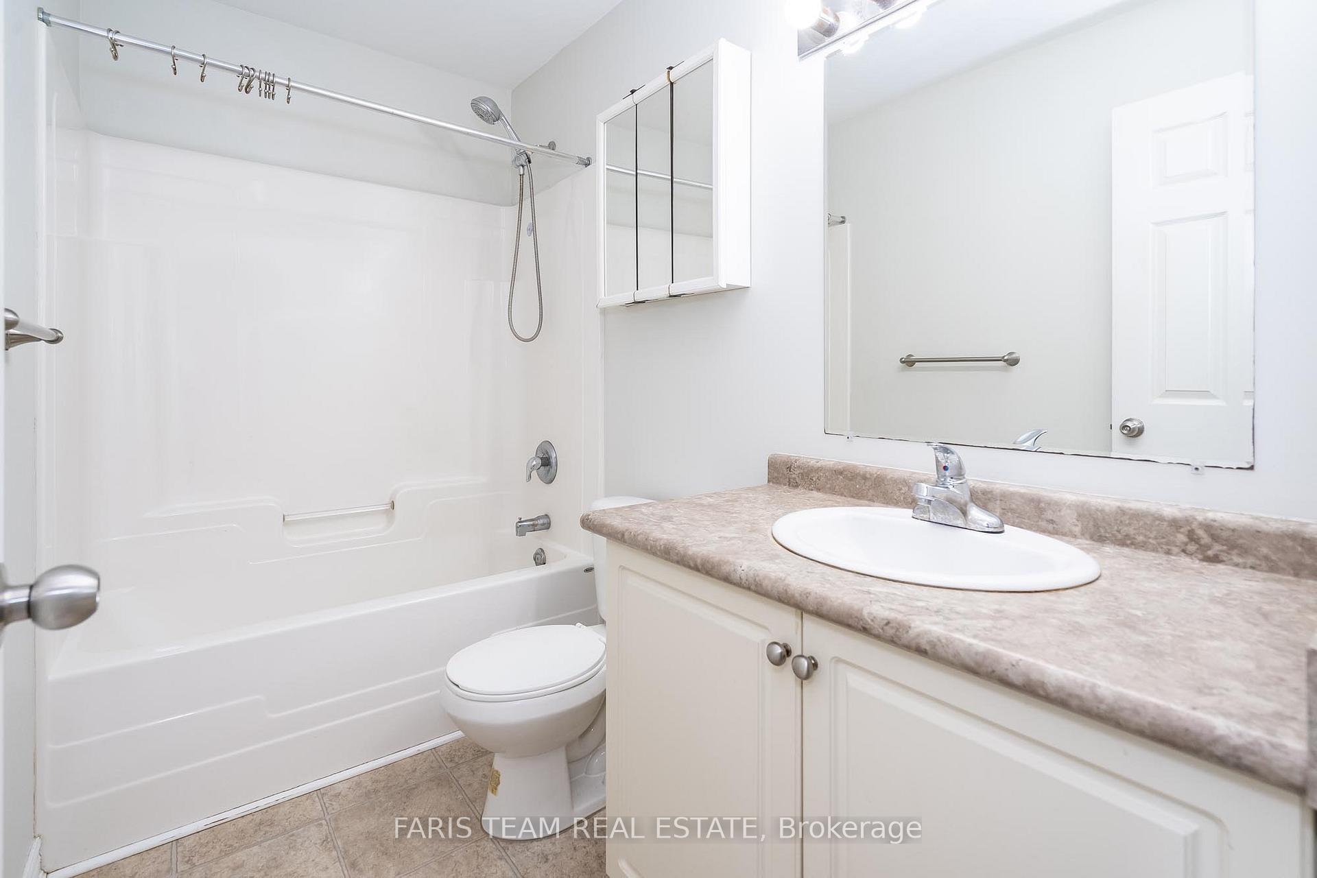 Photo 15 of 68 Michelle Drive, Orillia — HOMEH