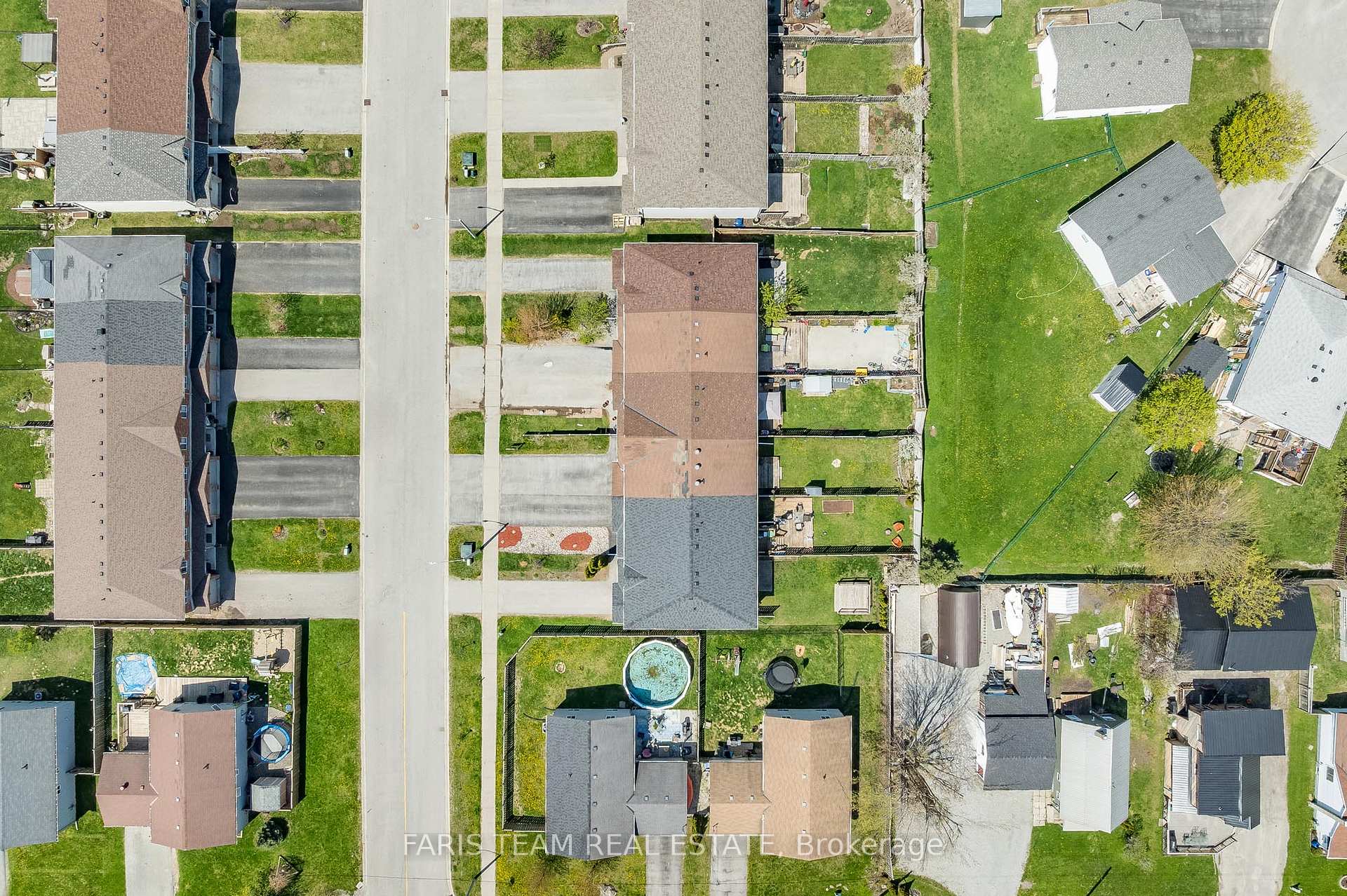 Photo 18 of 68 Michelle Drive, Orillia — HOMEH