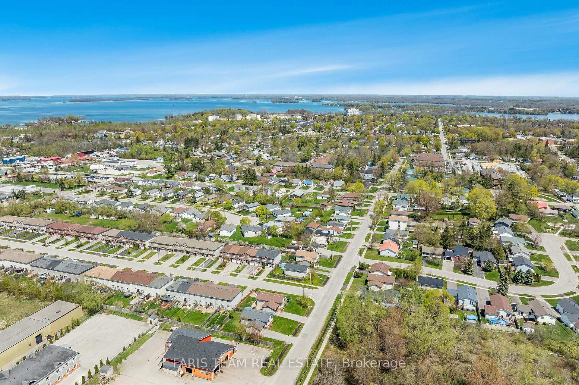 Photo 20 of 68 Michelle Drive, Orillia — HOMEH