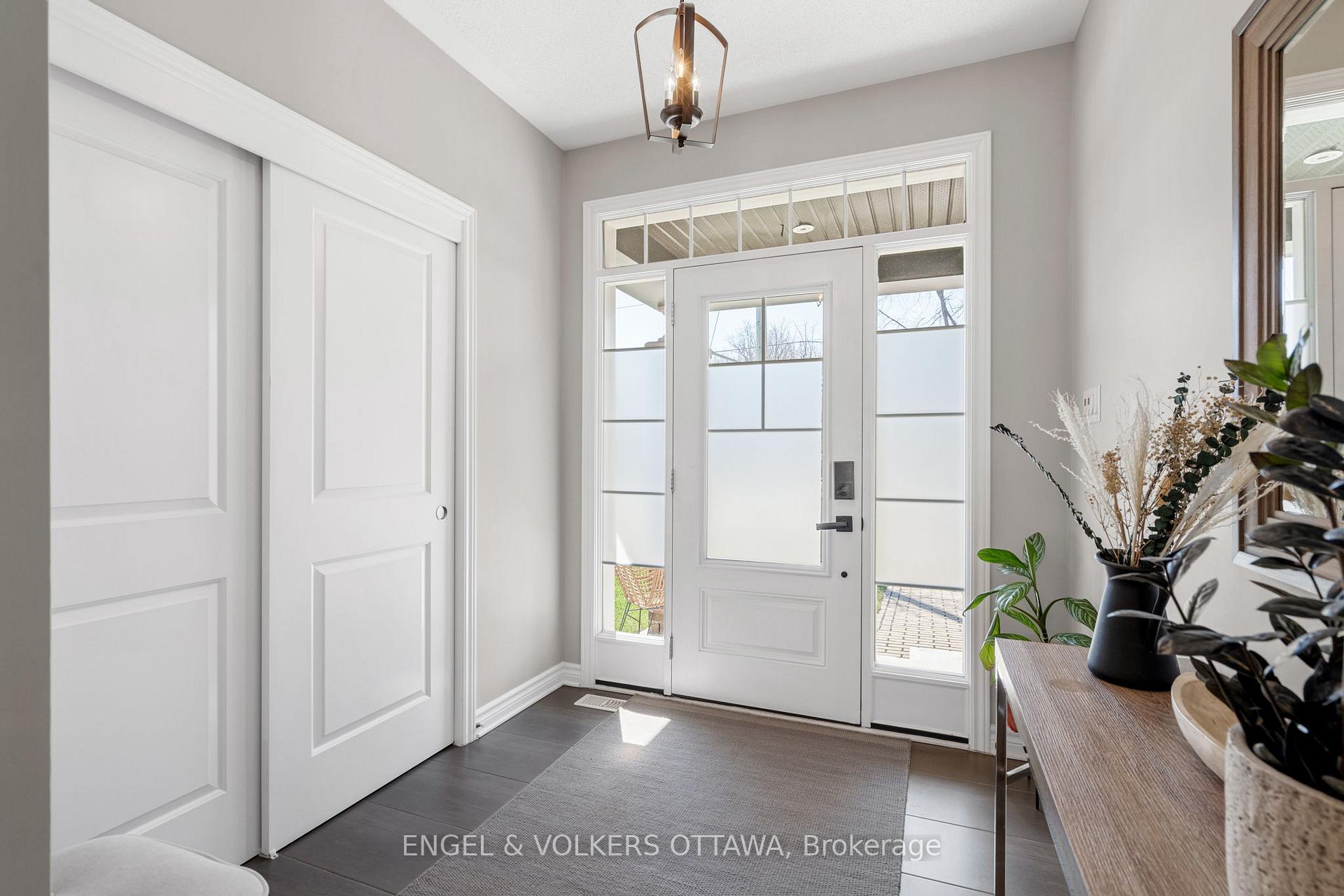 Photo 3 of 6333 Renaud Road, Ottawa, Mer Bleue/Bradley Estates/Anderson Park — HOMEH