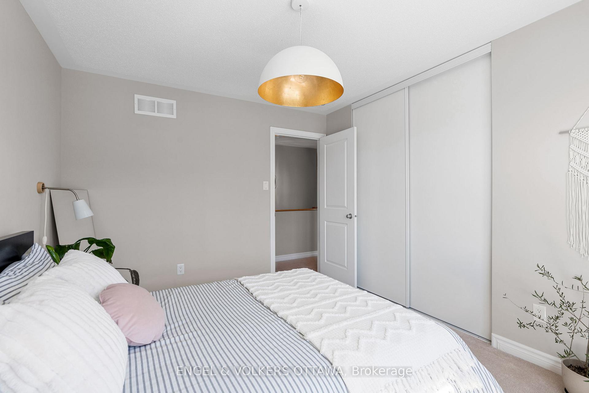 Photo 27 of 6333 Renaud Road, Ottawa, Mer Bleue/Bradley Estates/Anderson Park — HOMEH