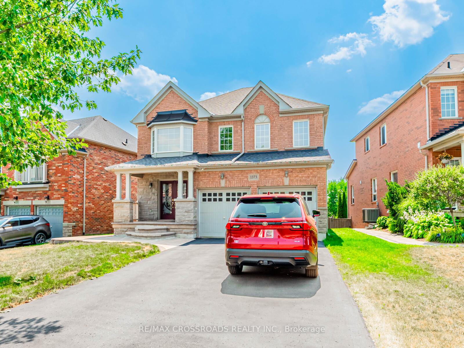 Front of 1373 Wallig Avenue
