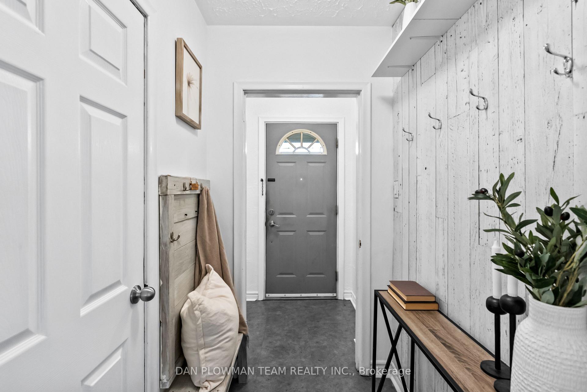 Photo 6 of 641 Stevenson Road N, Oshawa, McLaughlin — HOMEH