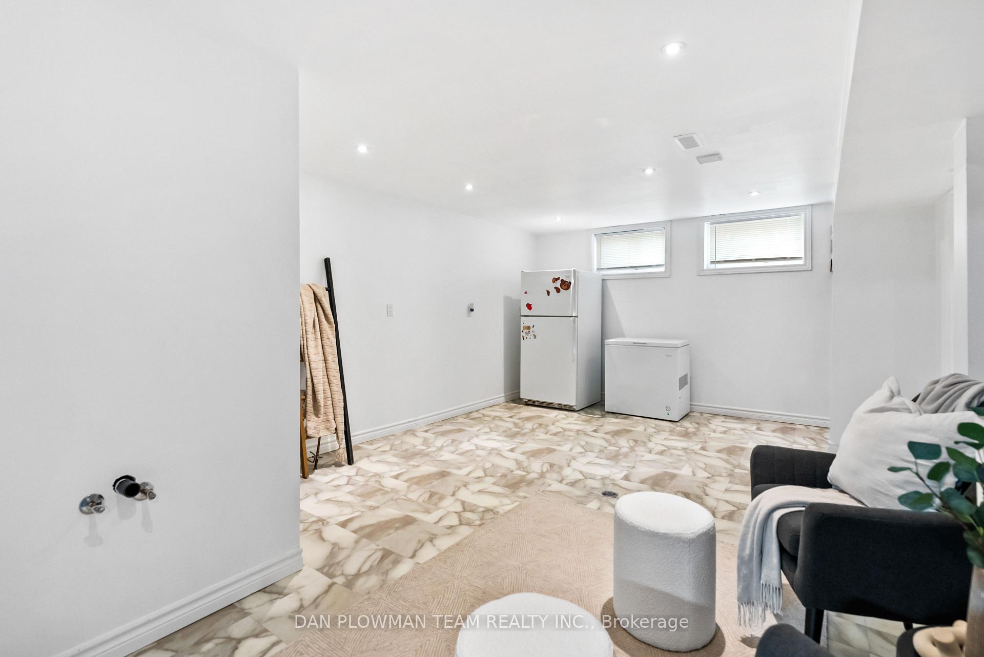 Photo 30 of 641 Stevenson Road N, Oshawa, McLaughlin — HOMEH