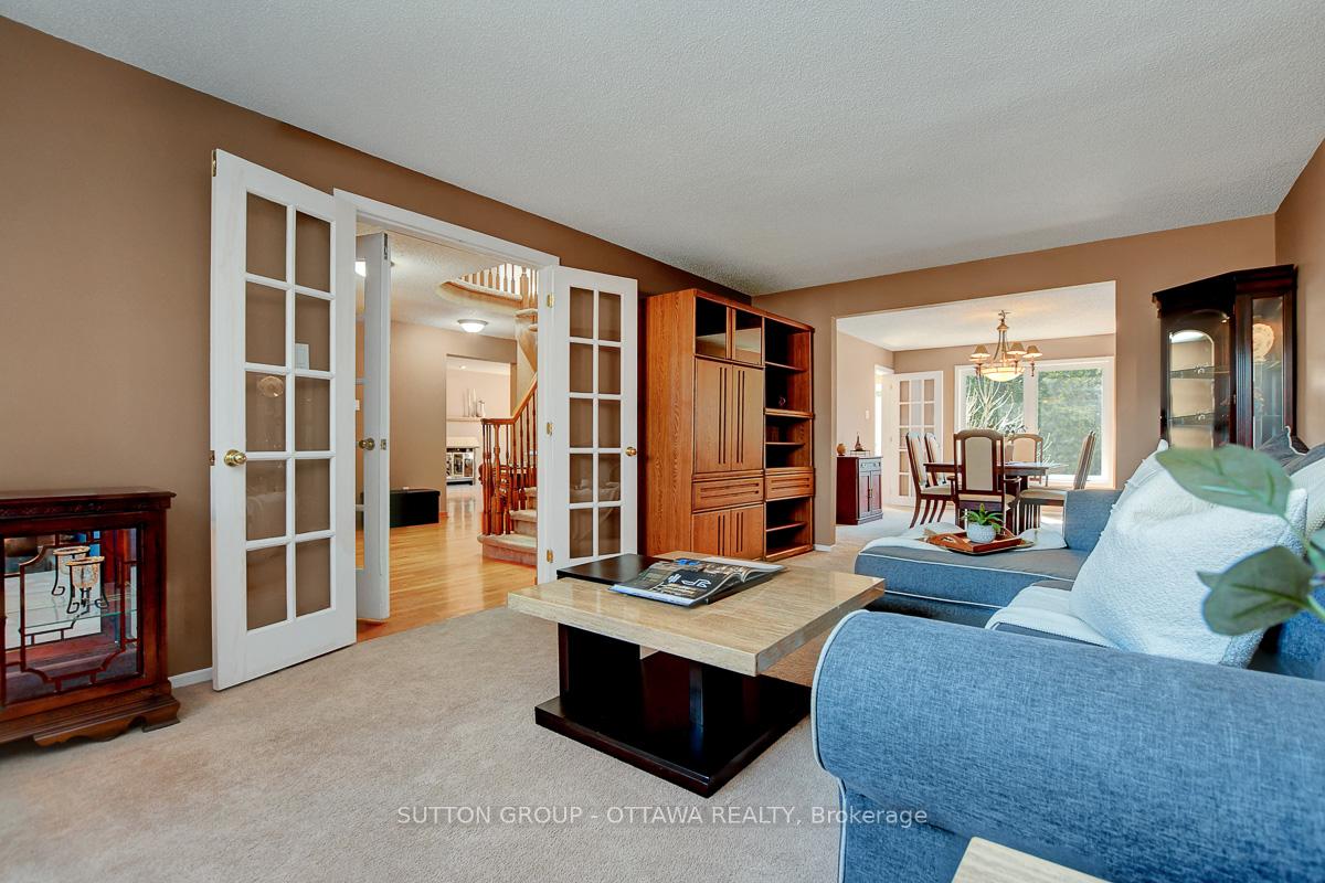 Photo 7 of 1016 Deauville Crescent, Ottawa, Orleans Wood — HOMEH