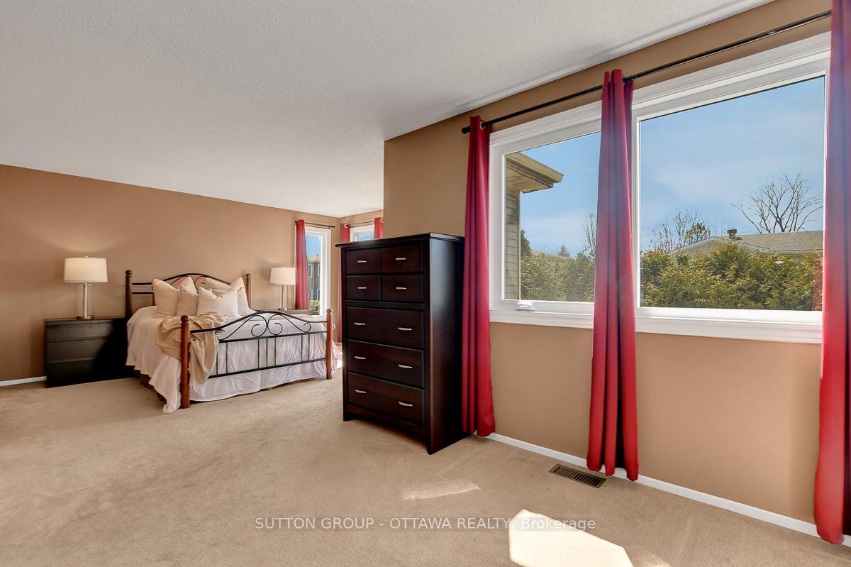 Photo 24 of 1016 Deauville Crescent, Ottawa, Orleans Wood — HOMEH