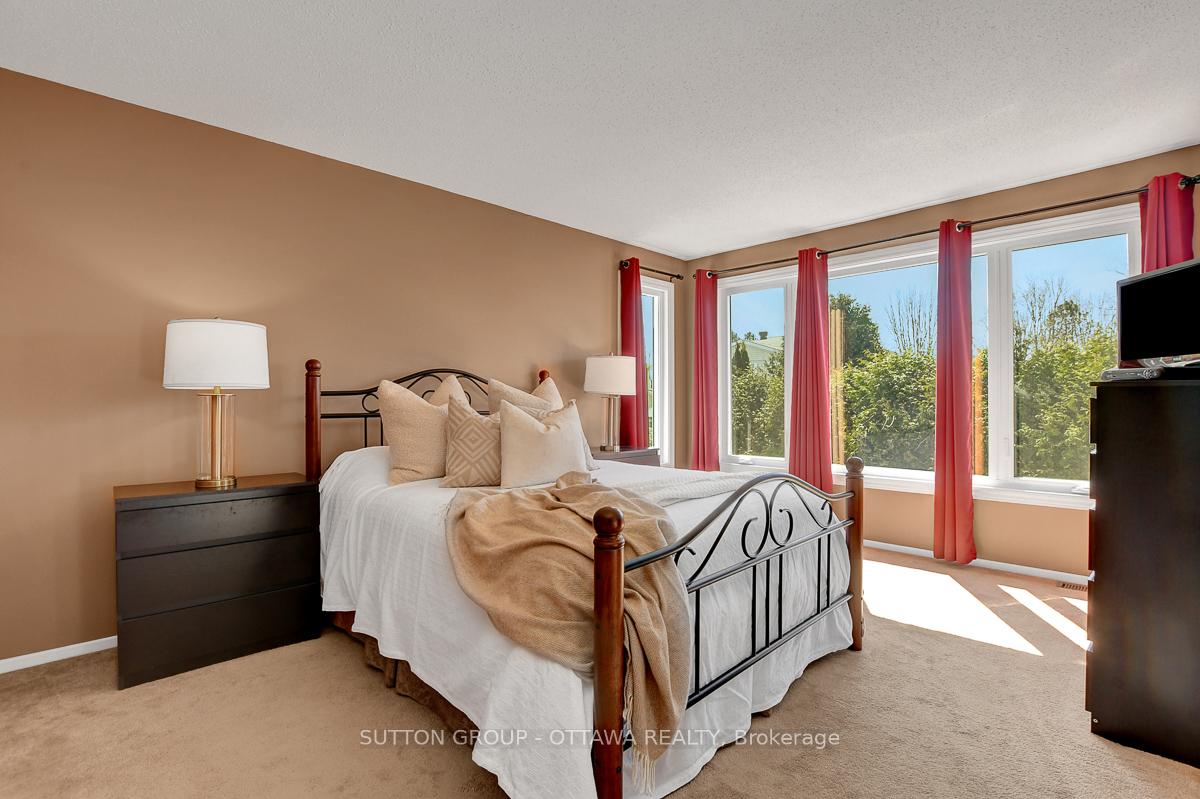Photo 26 of 1016 Deauville Crescent, Ottawa, Orleans Wood — HOMEH