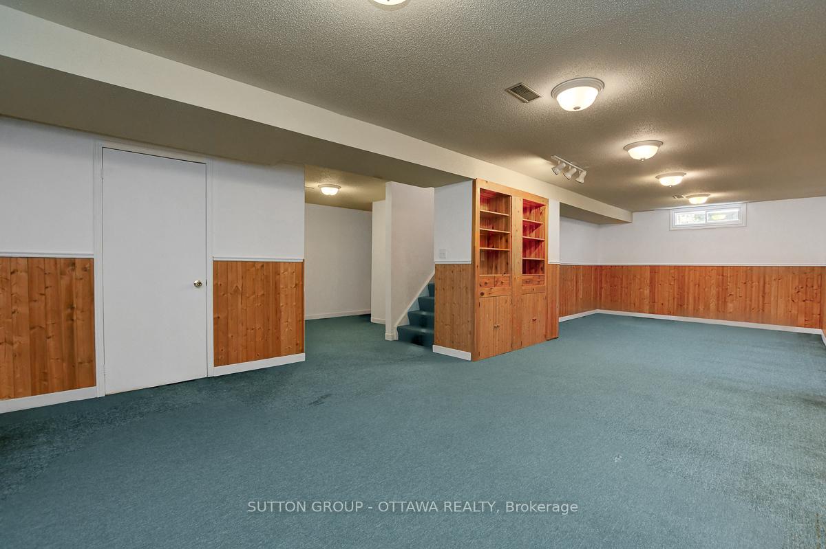 Photo 40 of 1016 Deauville Crescent, Ottawa, Orleans Wood — HOMEH