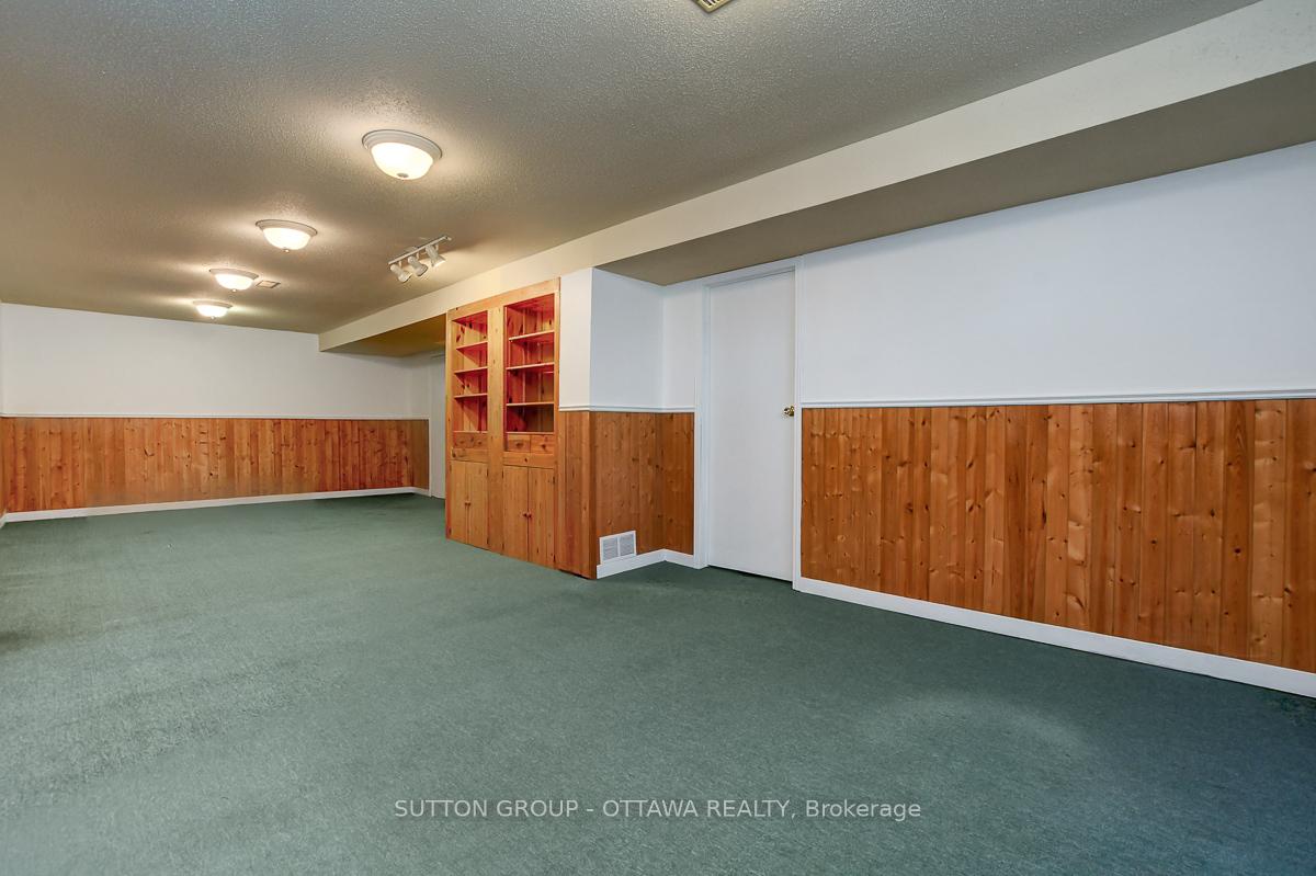 Photo 41 of 1016 Deauville Crescent, Ottawa, Orleans Wood — HOMEH