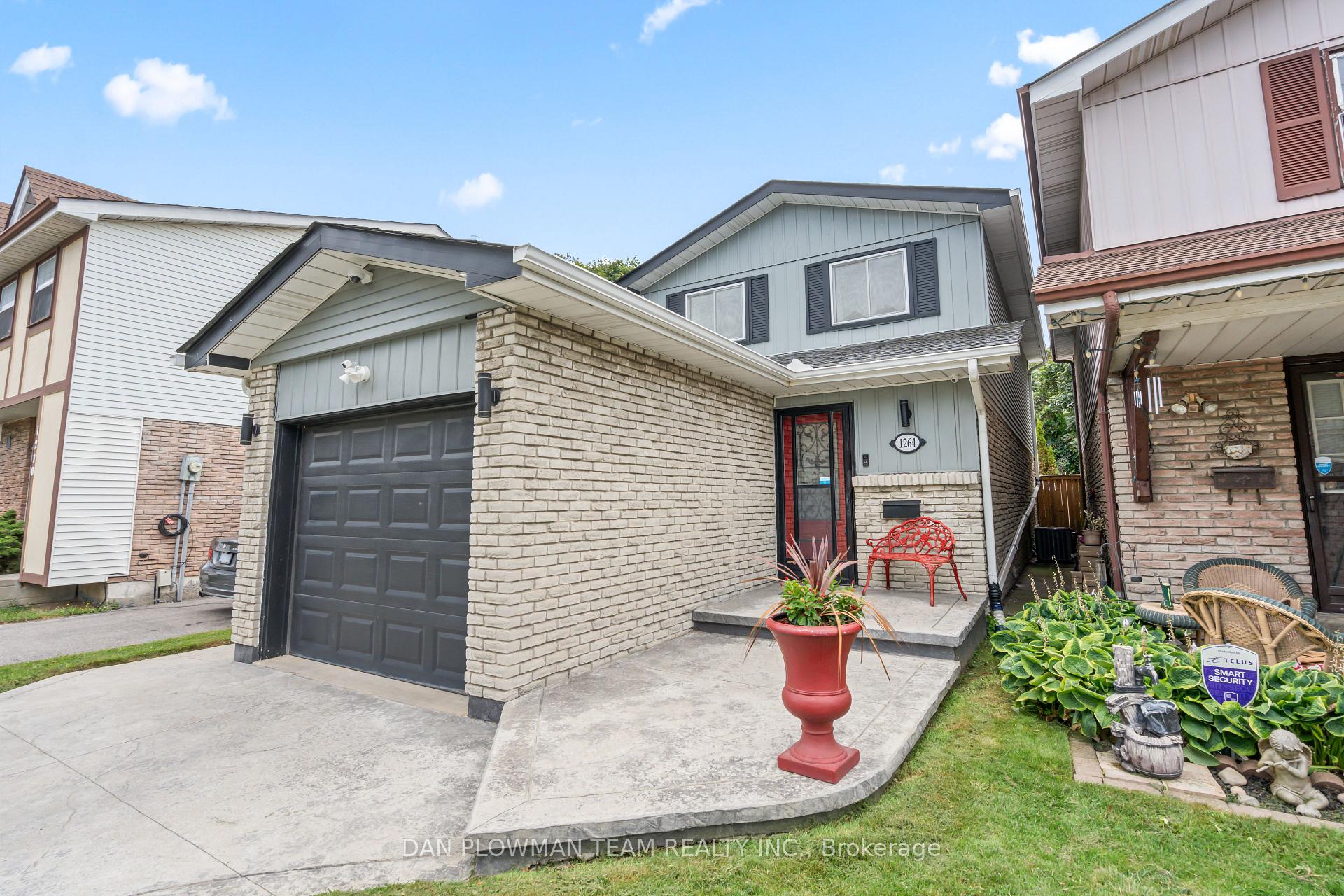 Photo 2 of 1264 Venus Crescent, Oshawa, Lakeview — HOMEH