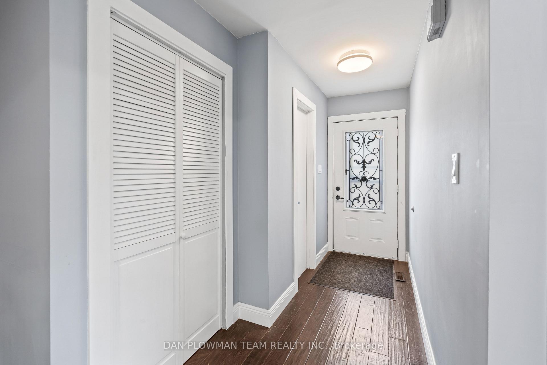 Photo 4 of 1264 Venus Crescent, Oshawa, Lakeview — HOMEH