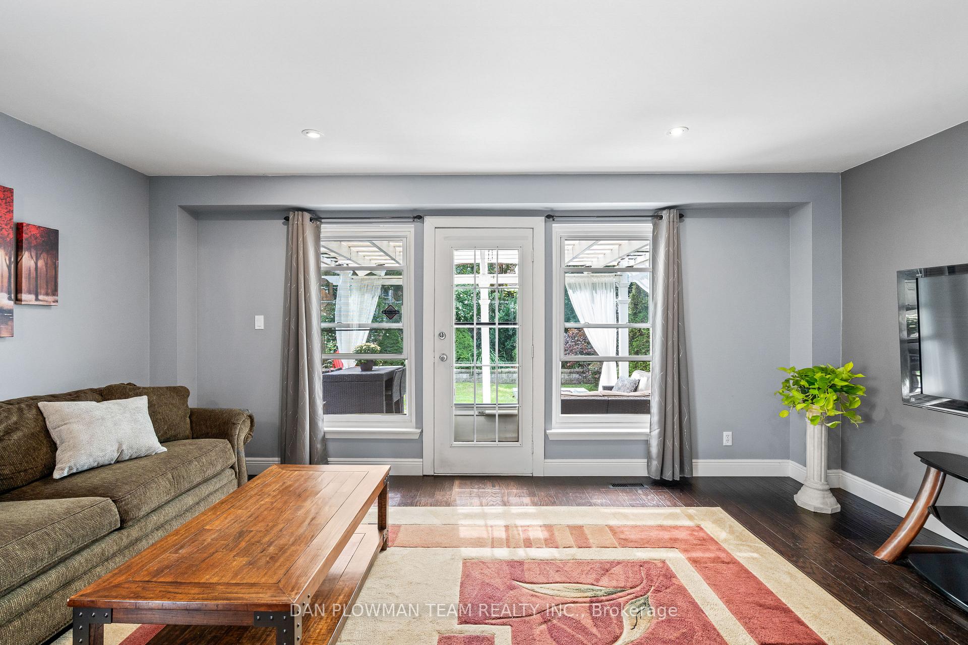 Photo 20 of 1264 Venus Crescent, Oshawa, Lakeview — HOMEH