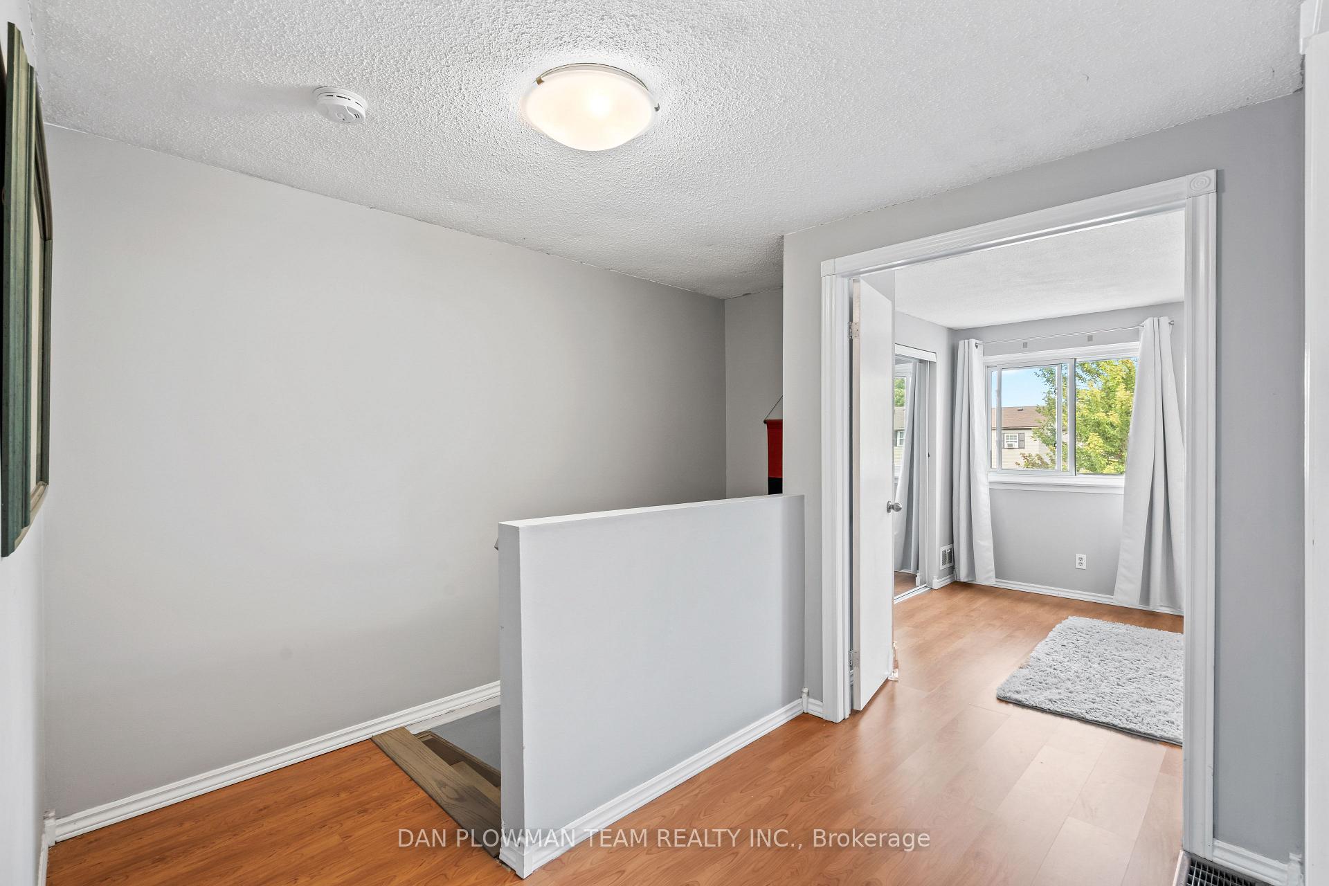 Photo 22 of 1264 Venus Crescent, Oshawa, Lakeview — HOMEH