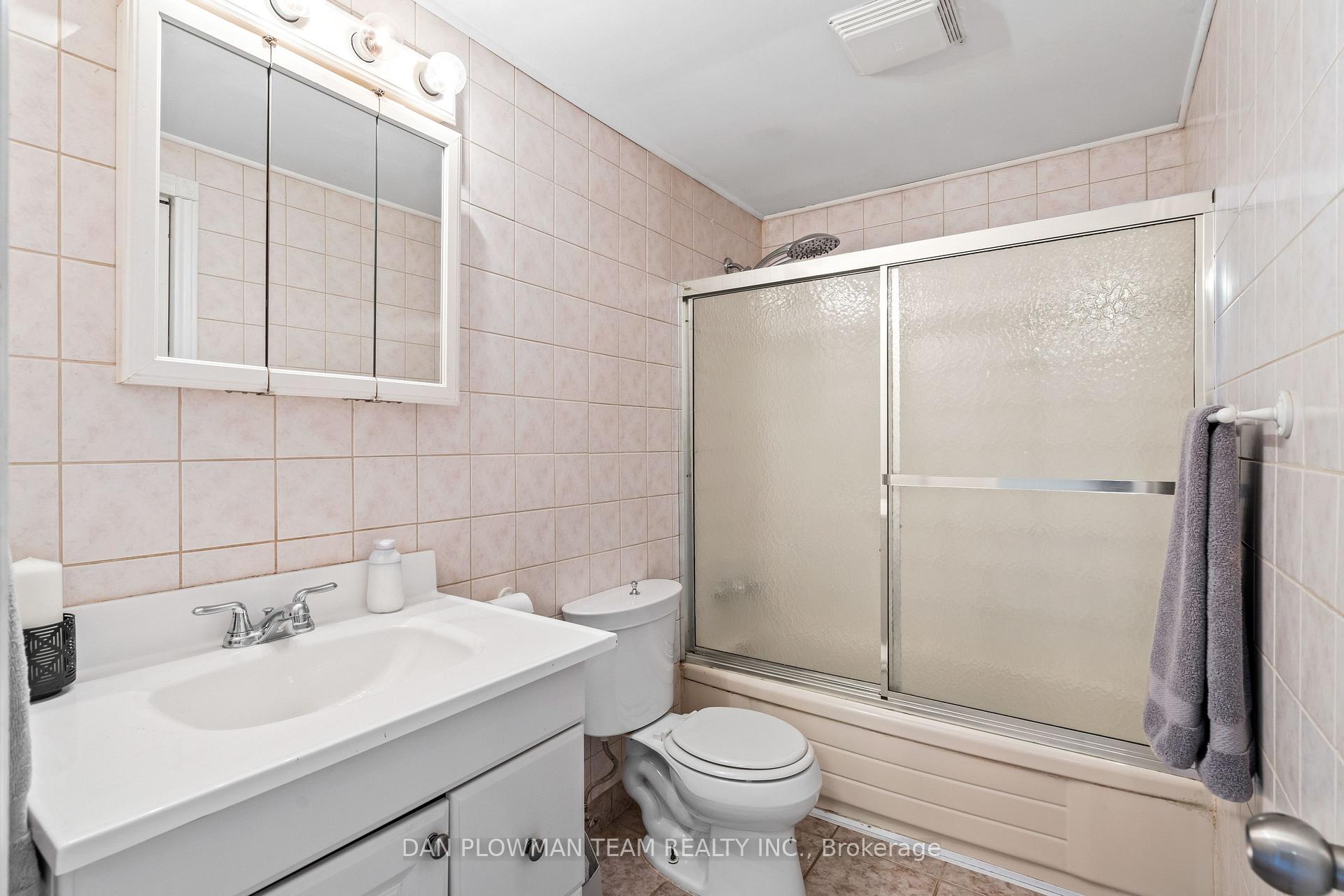 Photo 26 of 1264 Venus Crescent, Oshawa, Lakeview — HOMEH