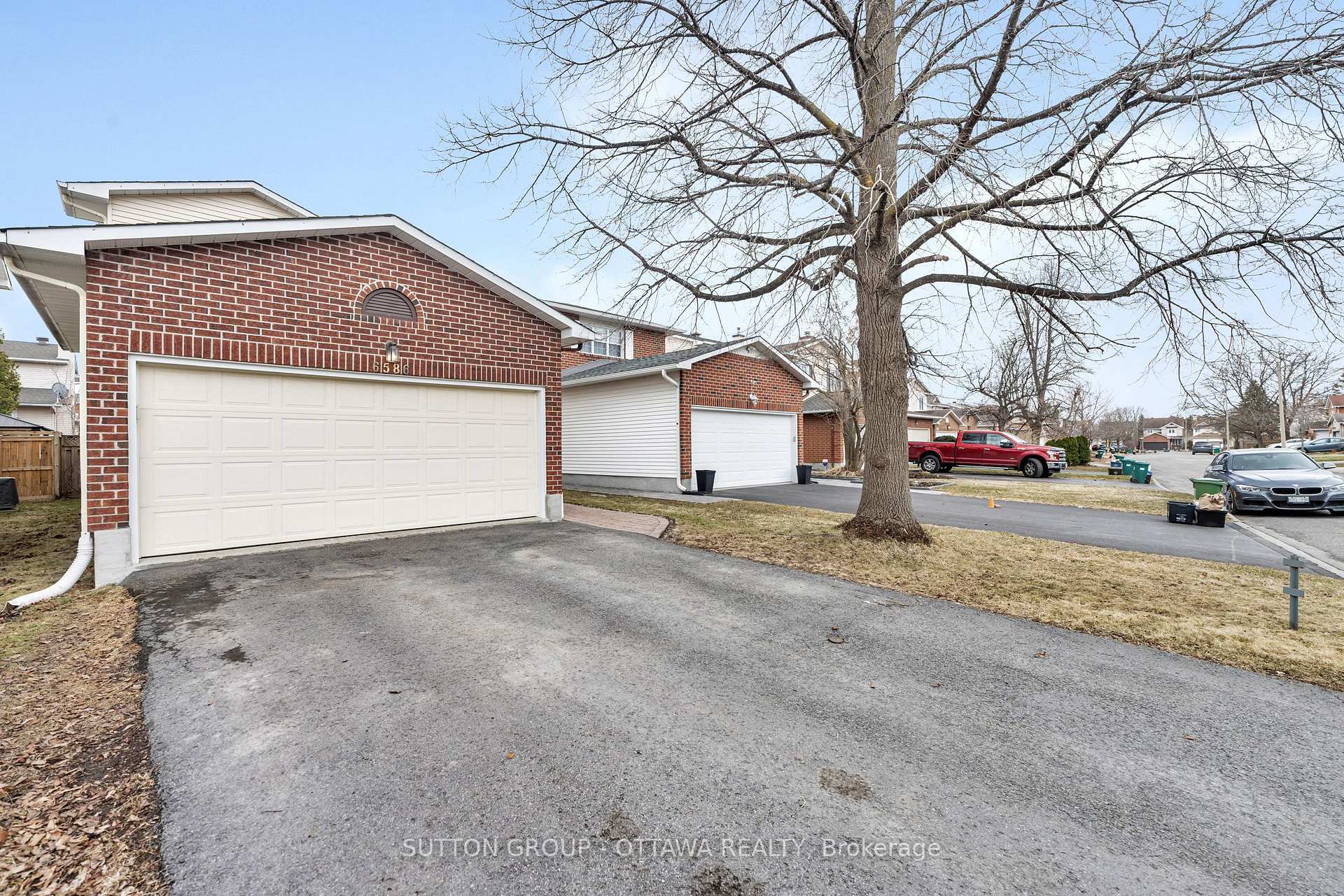 Photo 3 of 6586 Des Merles Lane, Ottawa, Orleans/Sunridge — HOMEH