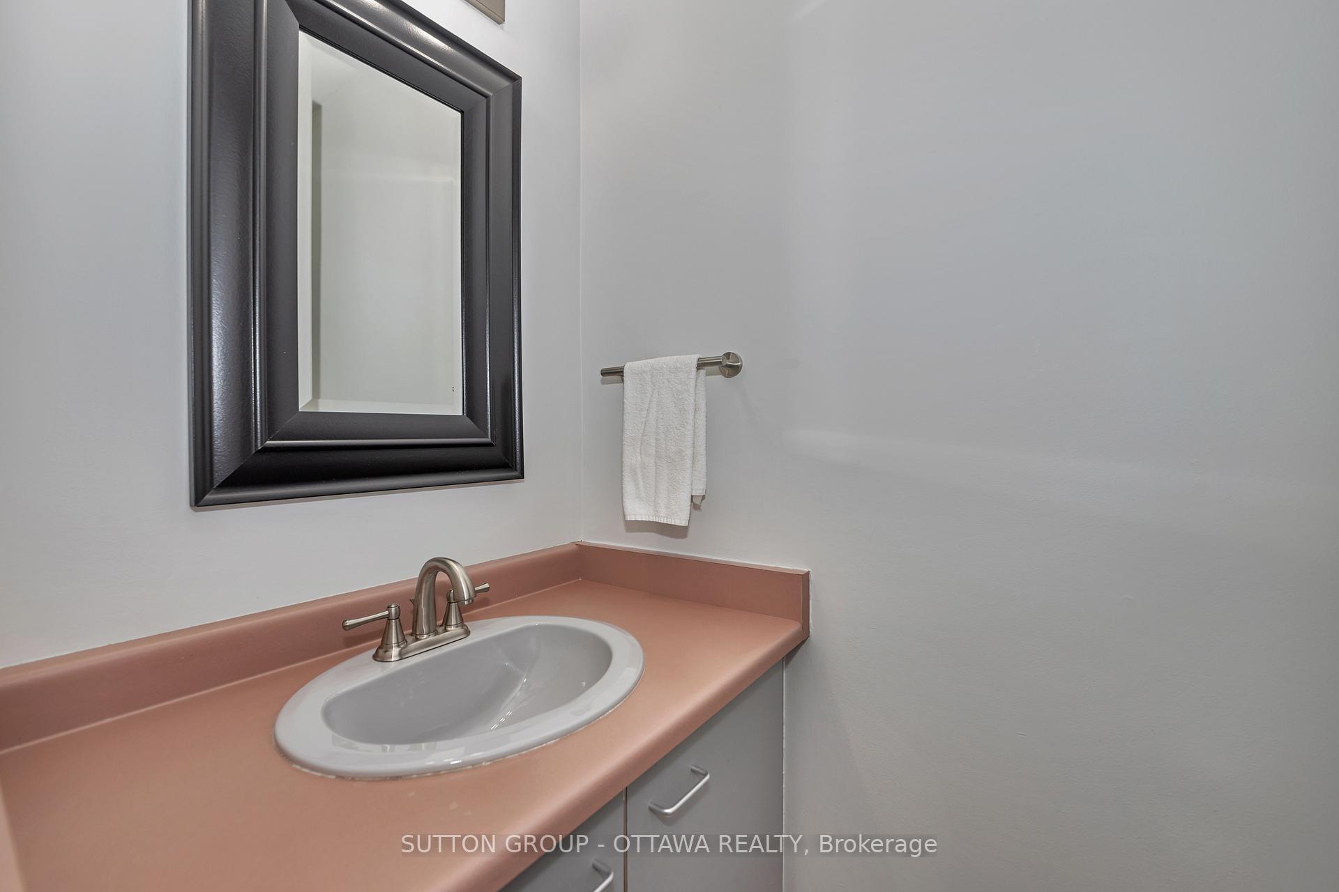 Photo 22 of 6586 Des Merles Lane, Ottawa, Orleans/Sunridge — HOMEH