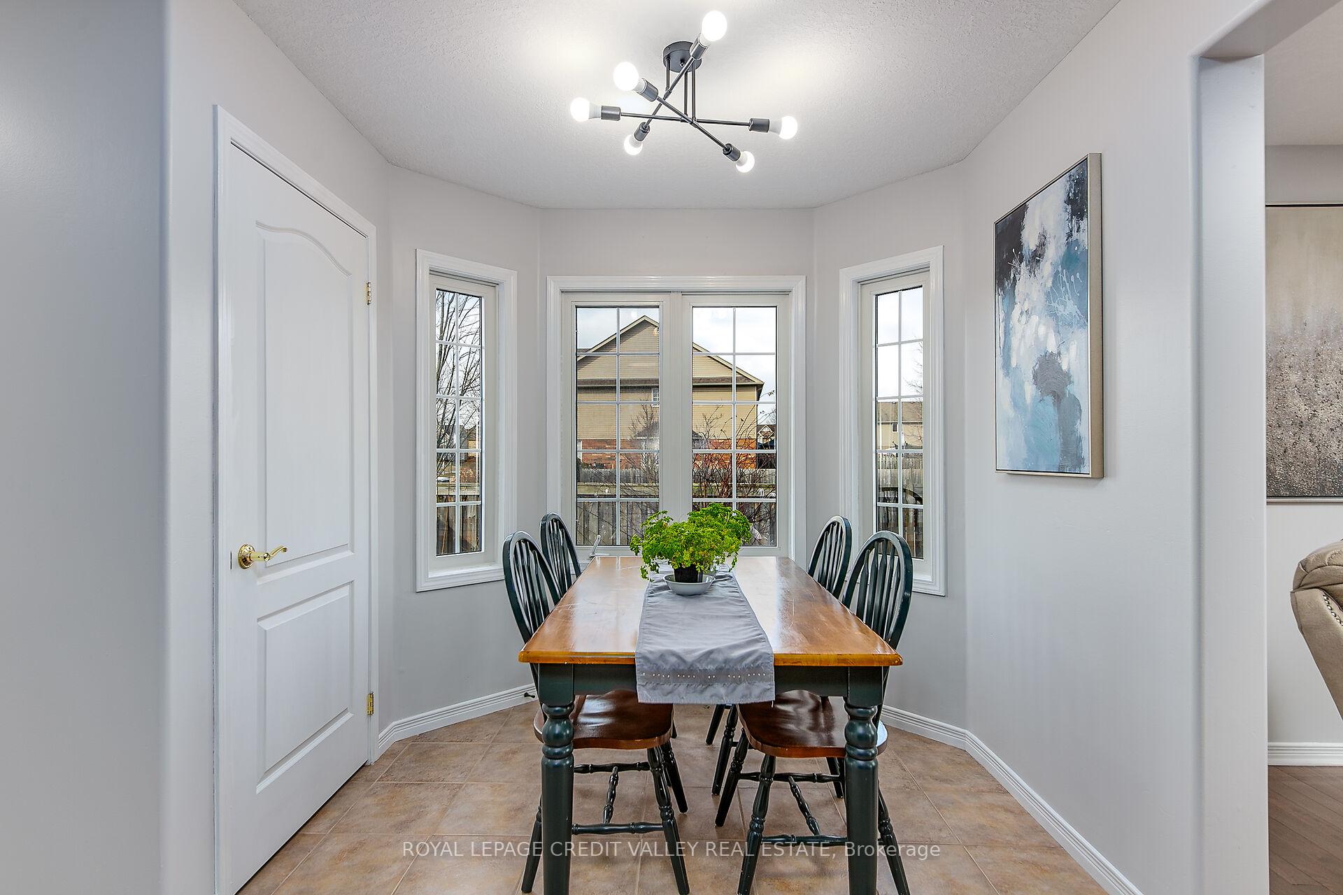 Photo 10 of 44 Falkner Road, New Tecumseth, Alliston — HOMEH