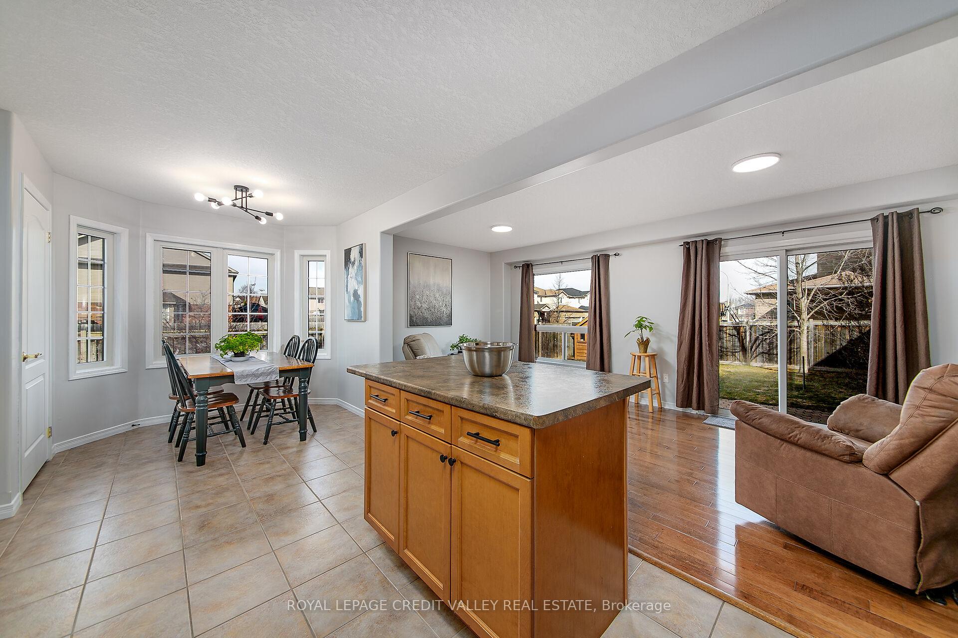 Photo 13 of 44 Falkner Road, New Tecumseth, Alliston — HOMEH