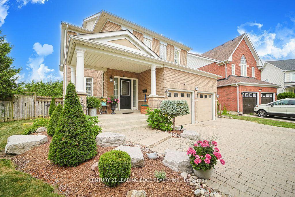 Photo 3 of 1217 Leacock Court, Oshawa, Taunton — HOMEH