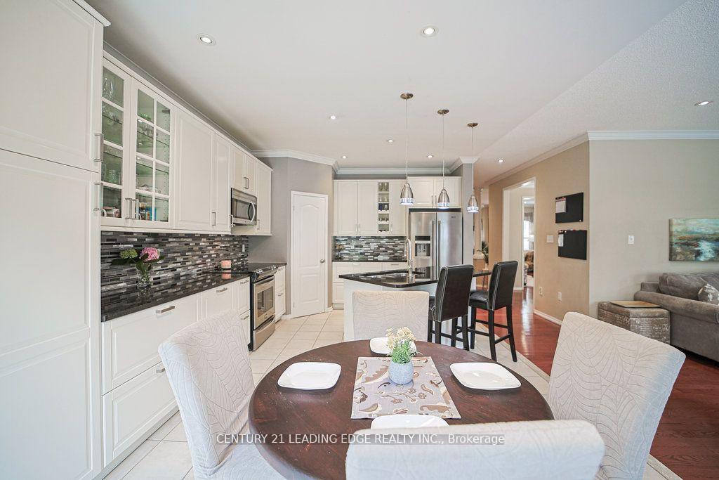 Photo 15 of 1217 Leacock Court, Oshawa, Taunton — HOMEH