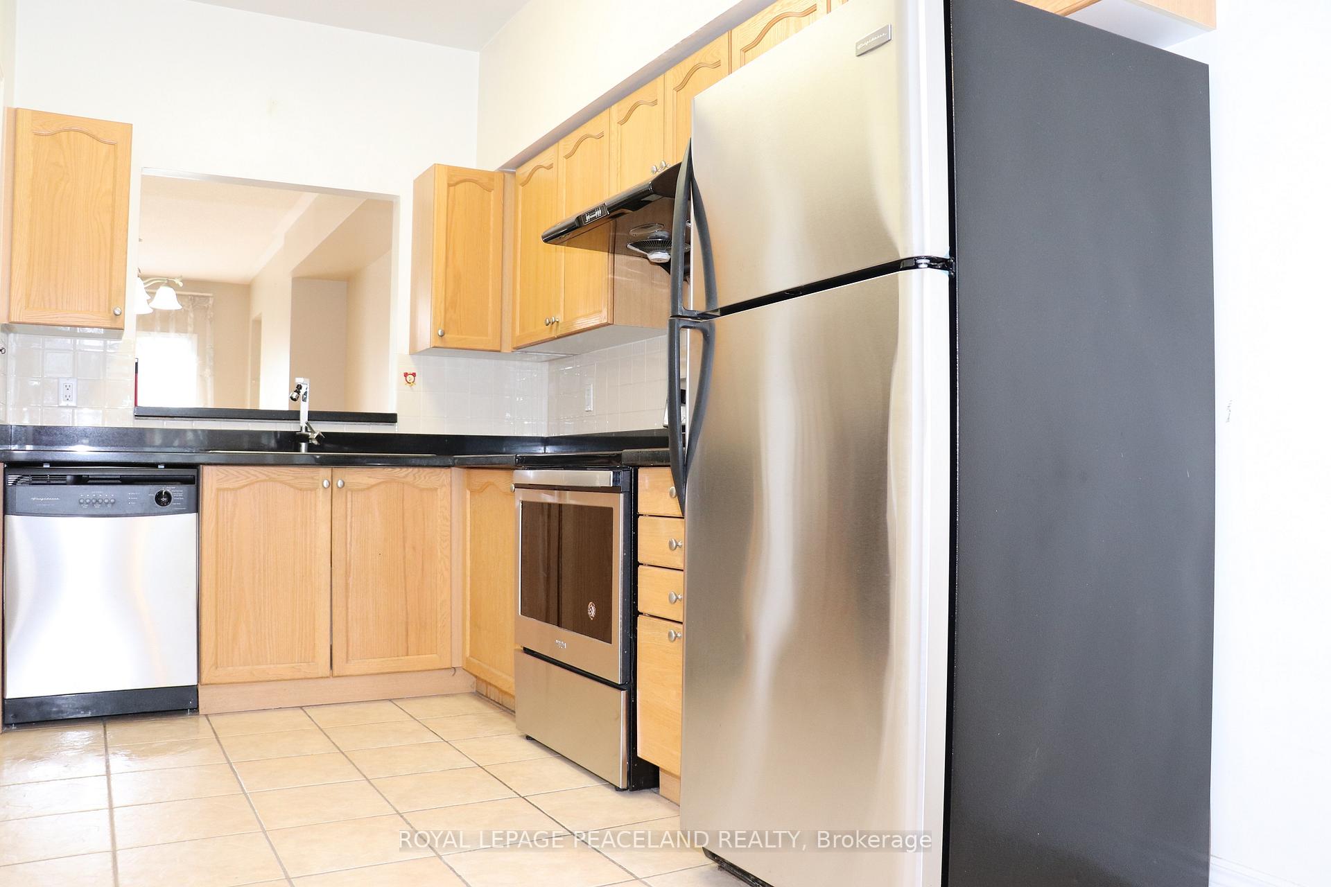 Photo 9 of 10 Dahlia Road, Markham, Commerce Valley — HOMEH