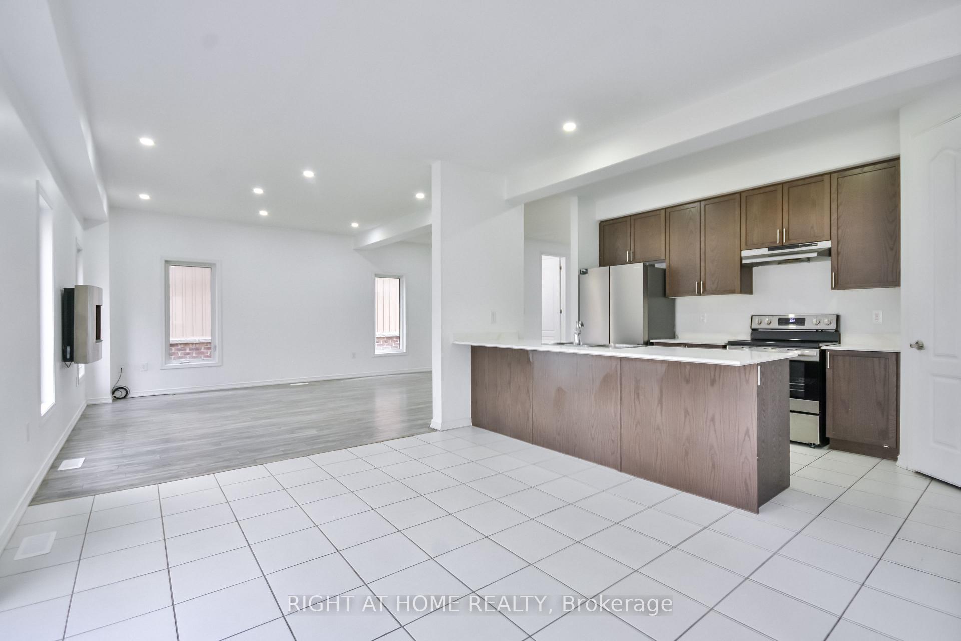 Photo 9 of 263 Diana Drive, Orillia — HOMEH