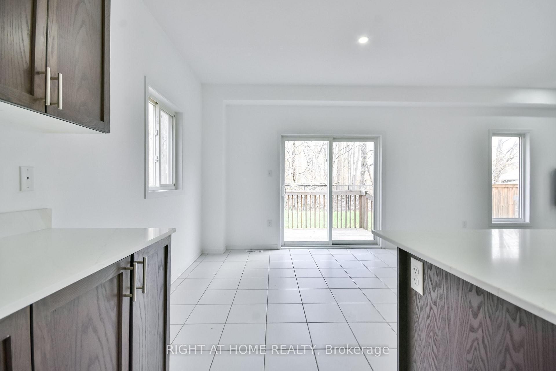 Photo 13 of 263 Diana Drive, Orillia — HOMEH